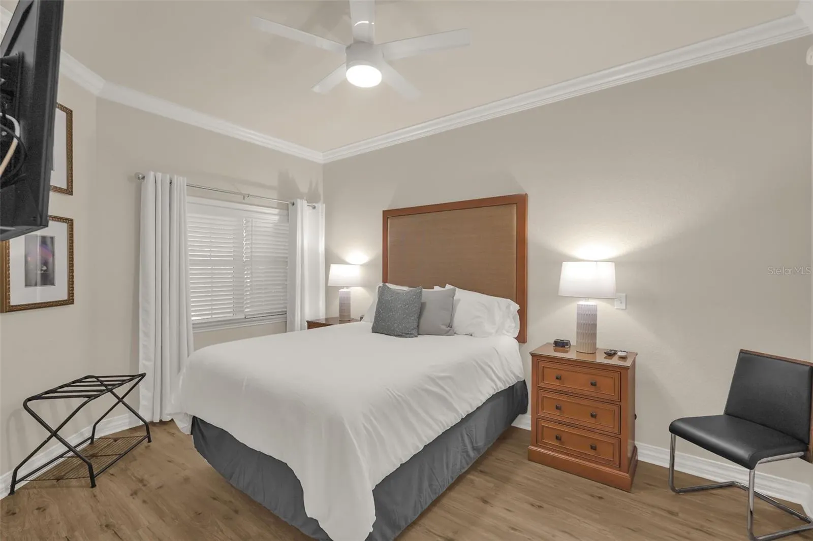 1106 SUNSET VIEW CIR #102 #102