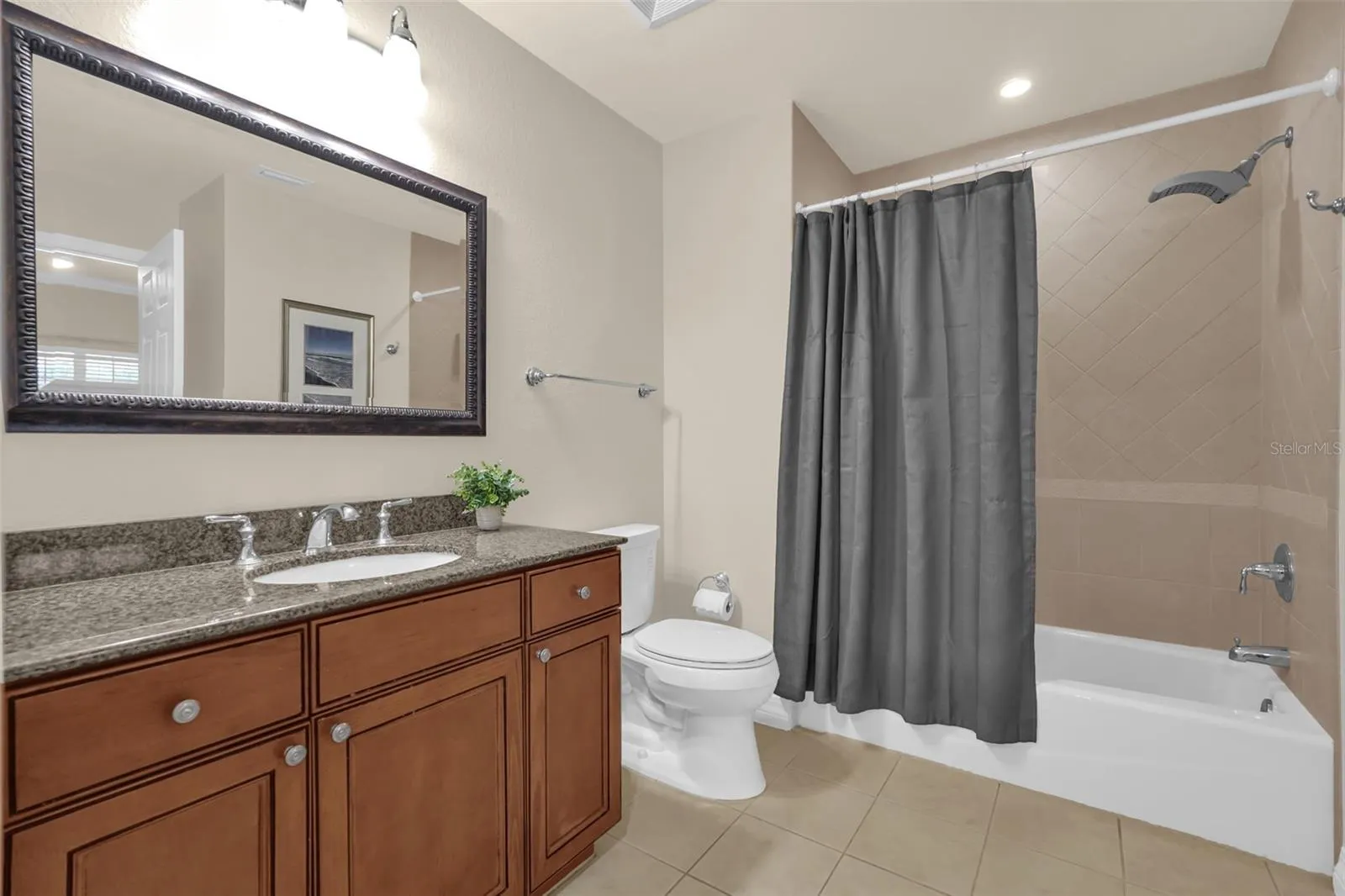 1106 SUNSET VIEW CIR #102 #102