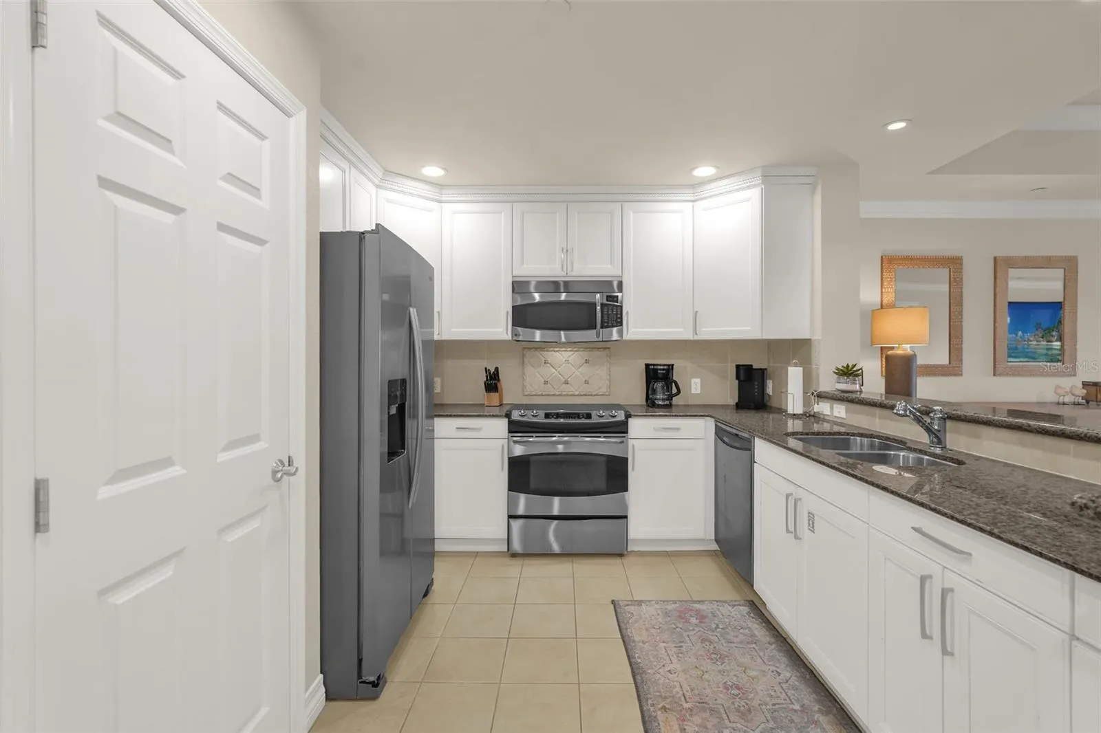 1106 SUNSET VIEW CIR #102 #102