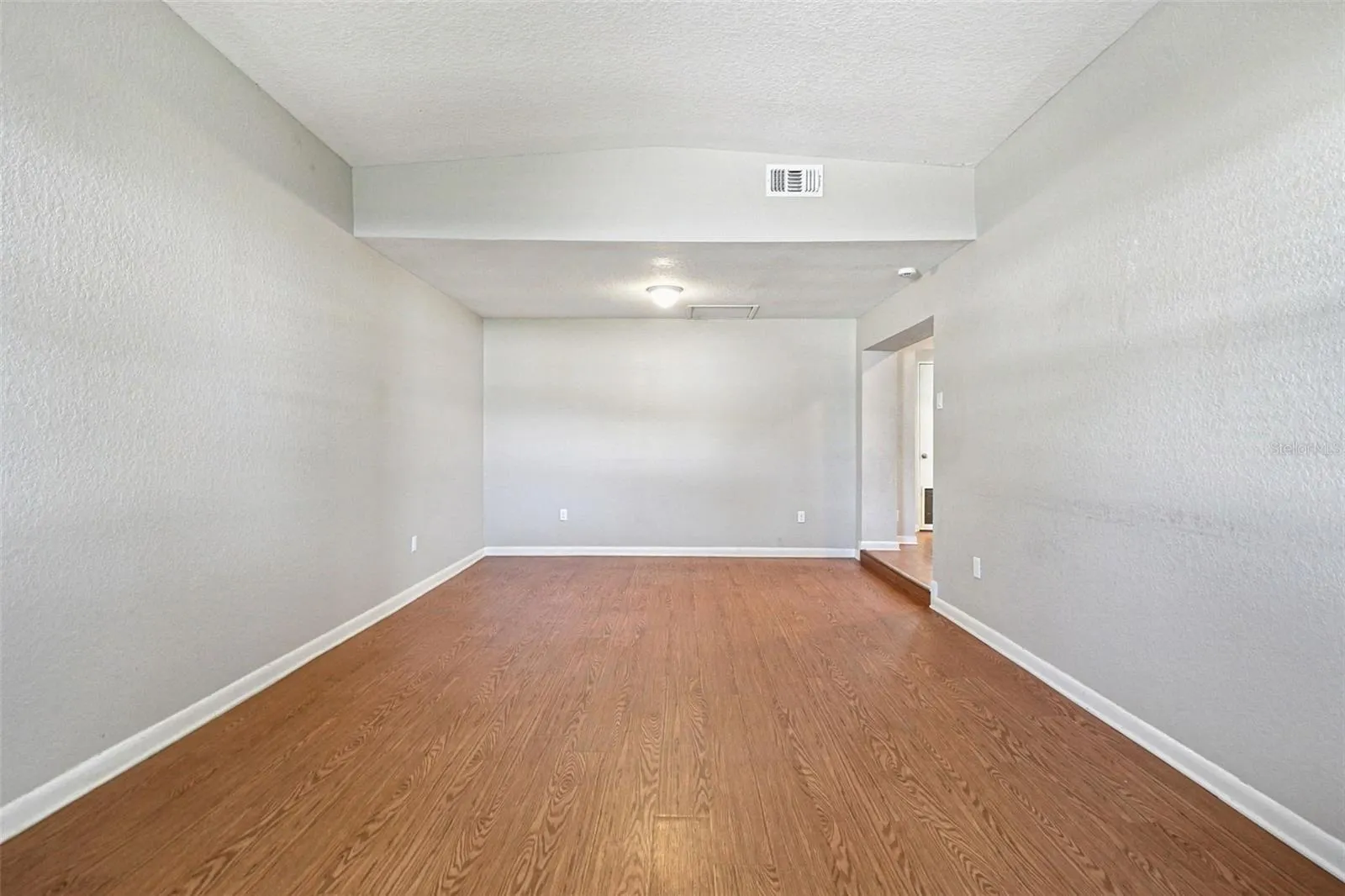 804 68TH AVE W