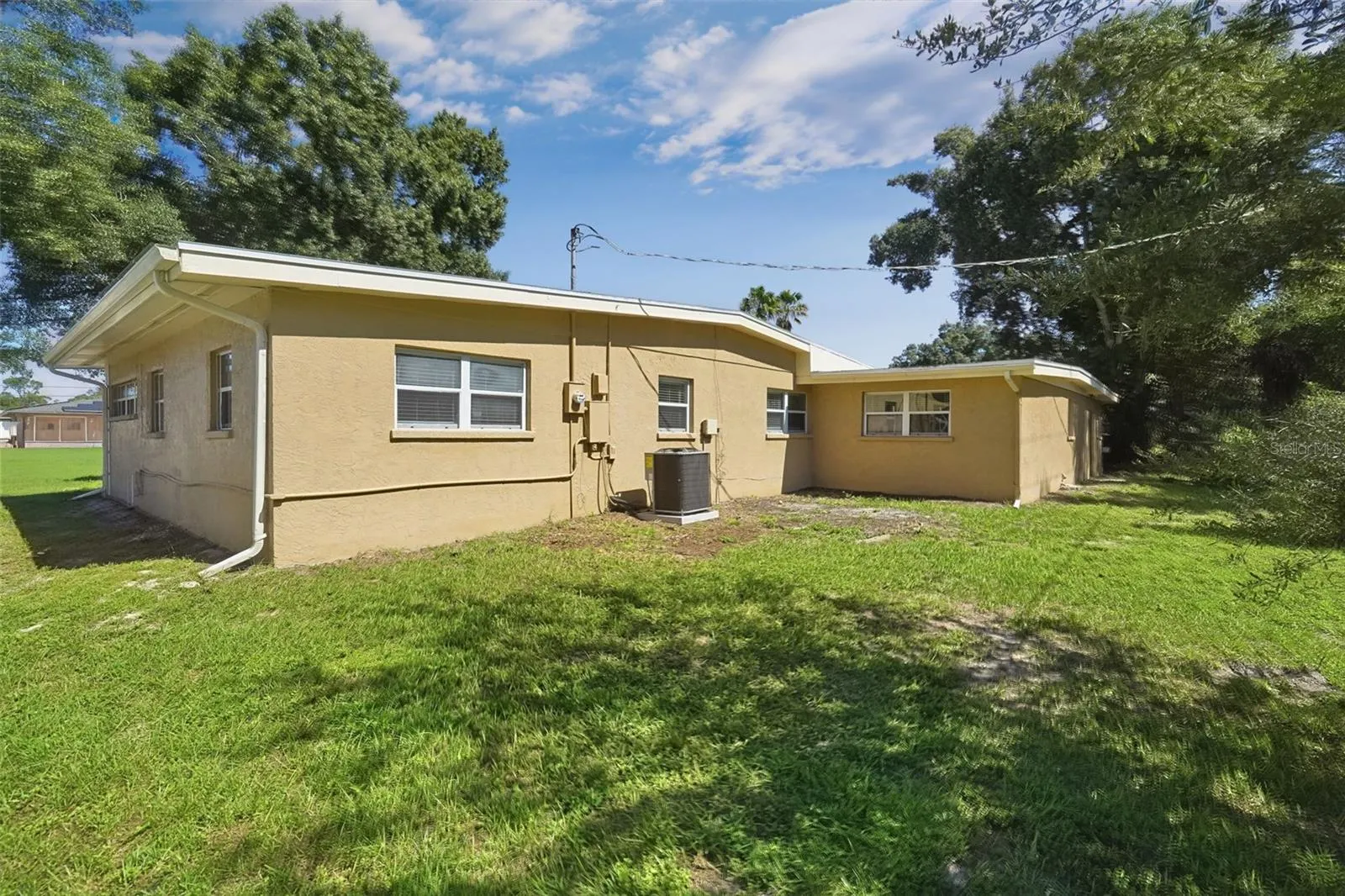 804 68TH AVE W