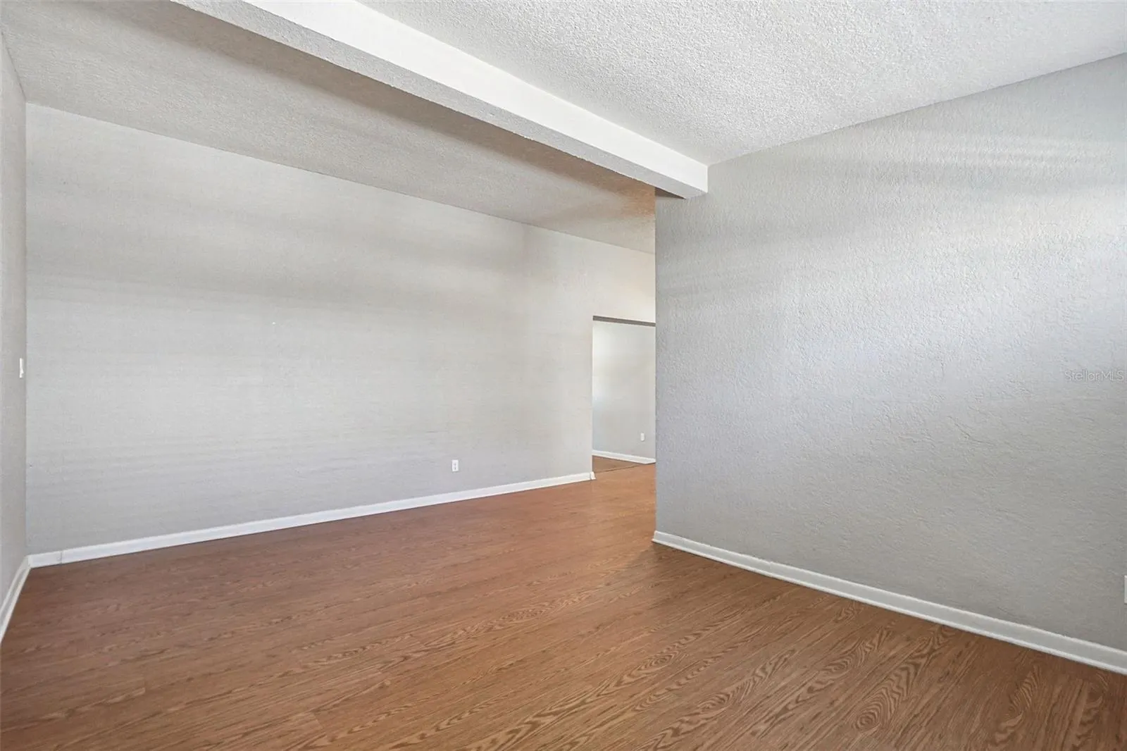 804 68TH AVE W