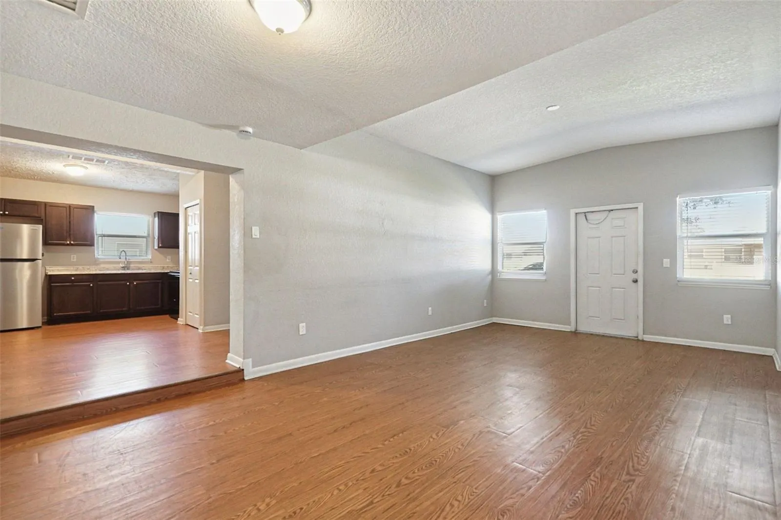 804 68TH AVE W