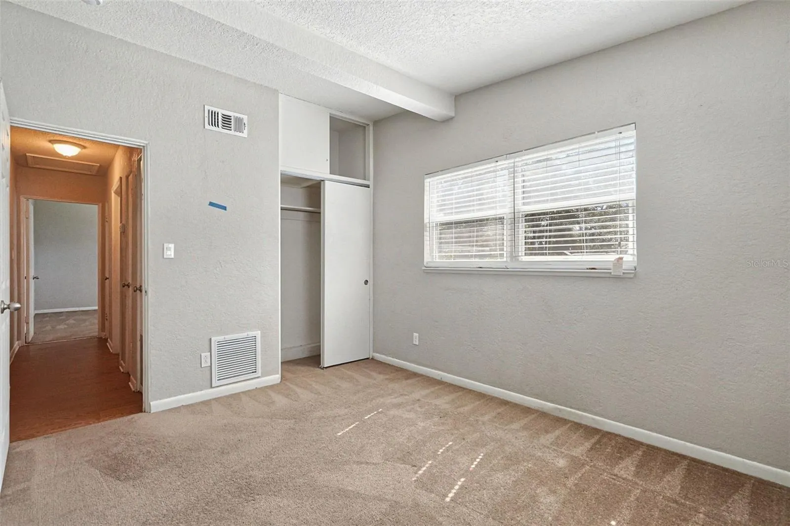 804 68TH AVE W