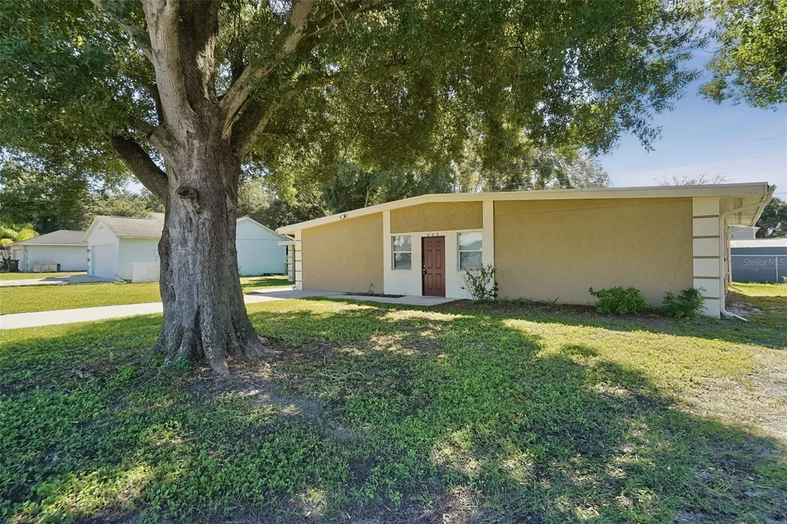 804 68TH AVE W