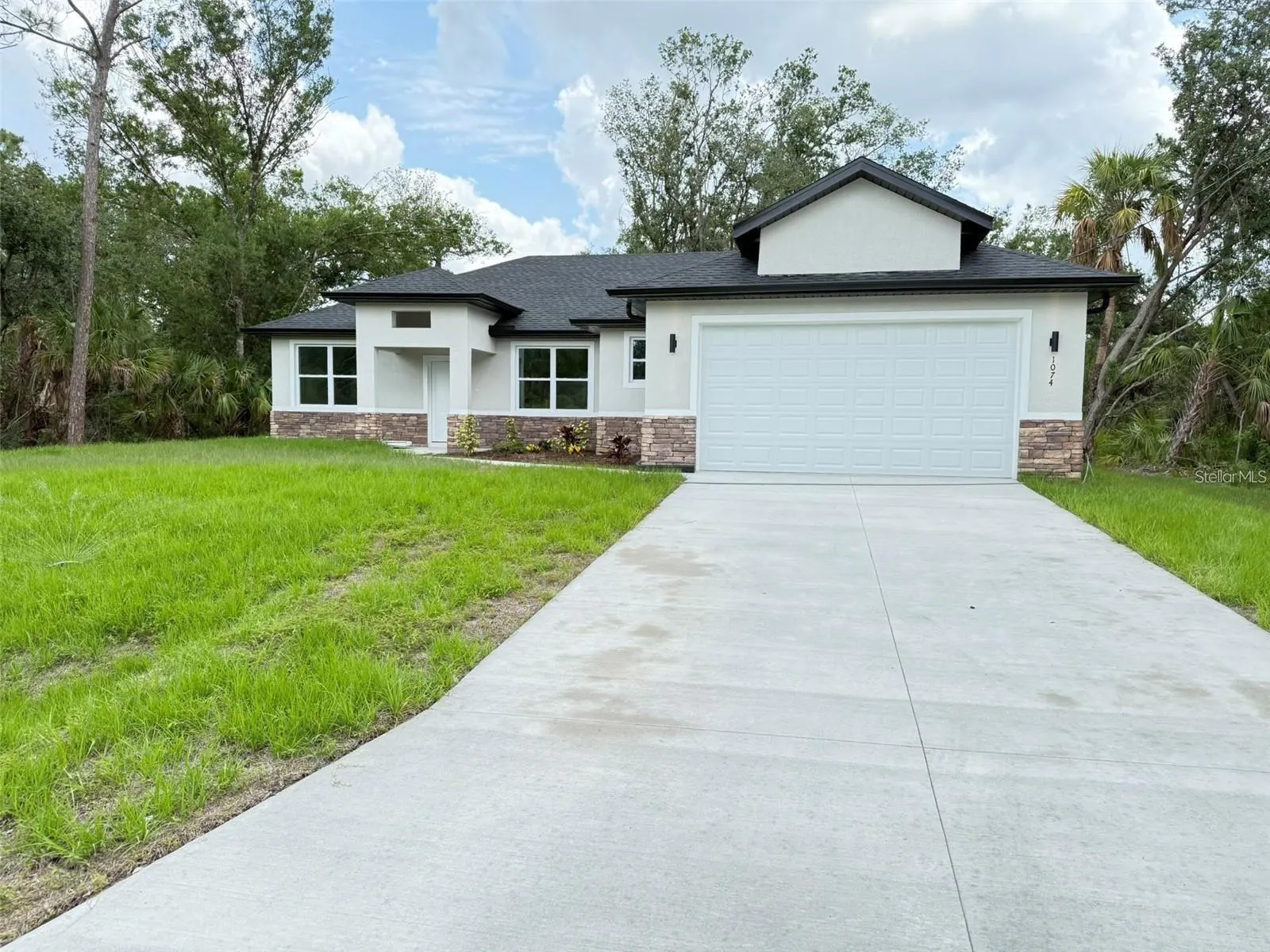 1074 KACERIK ST