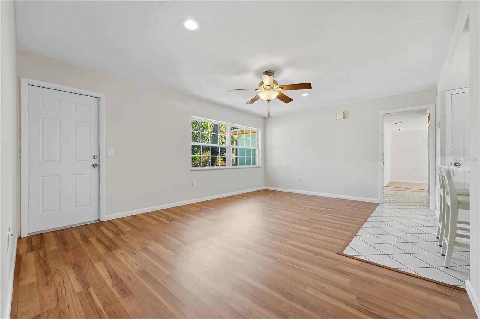 524 SPRING OAKS BLVD