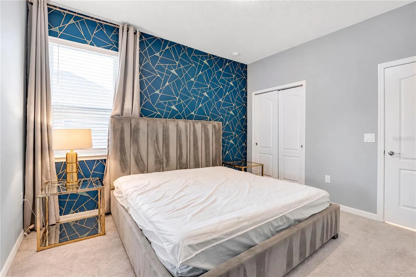 7400 OAKMOSS LOOP