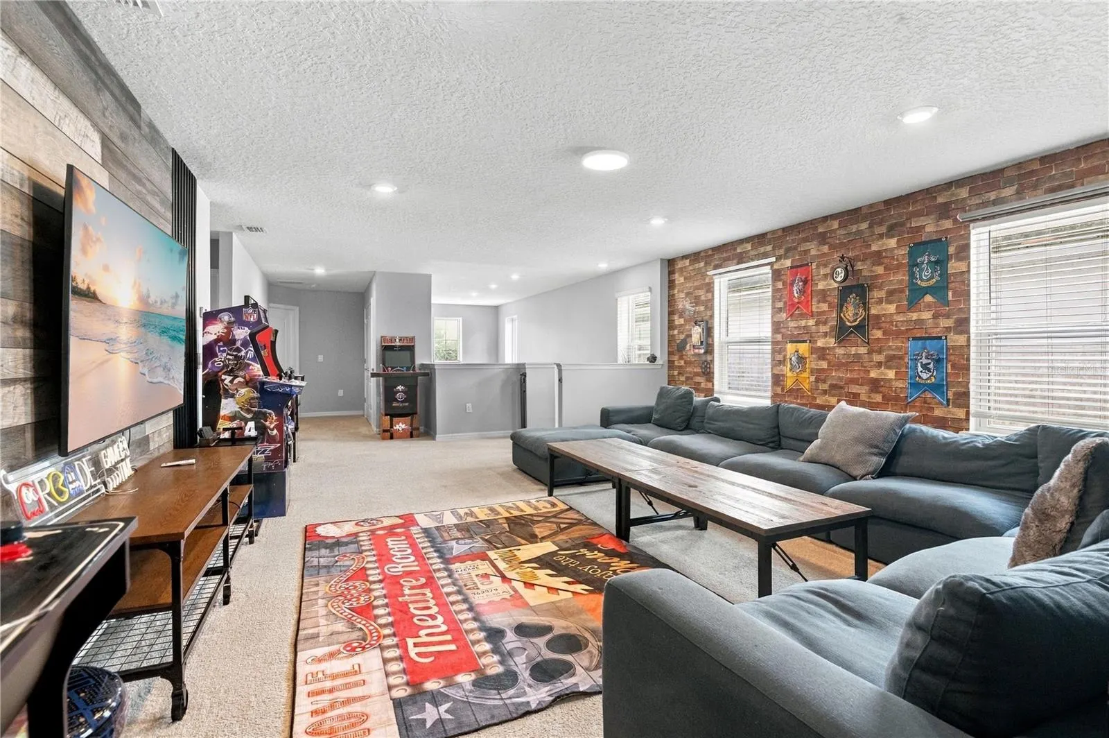 7400 OAKMOSS LOOP
