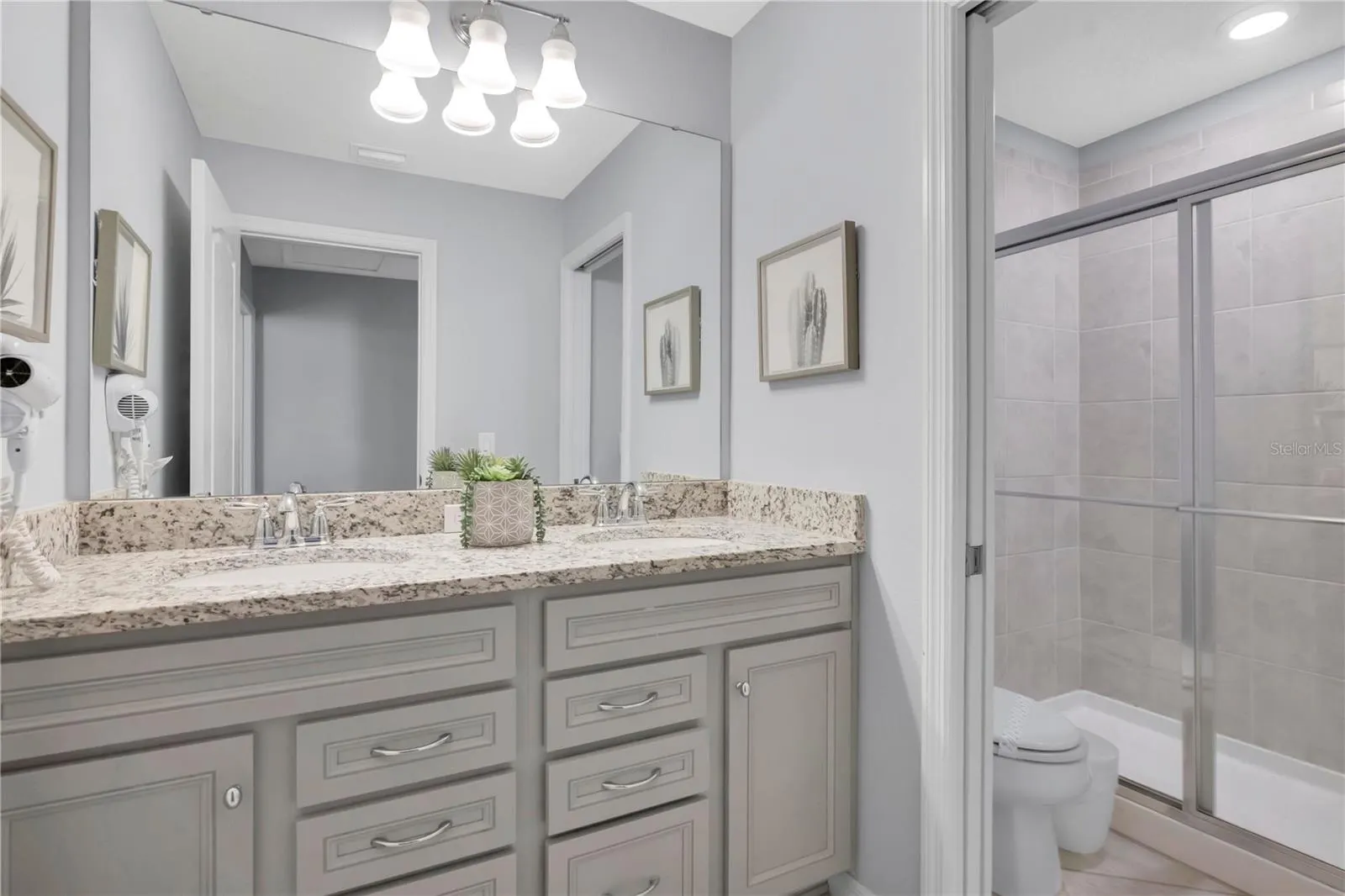 7400 OAKMOSS LOOP