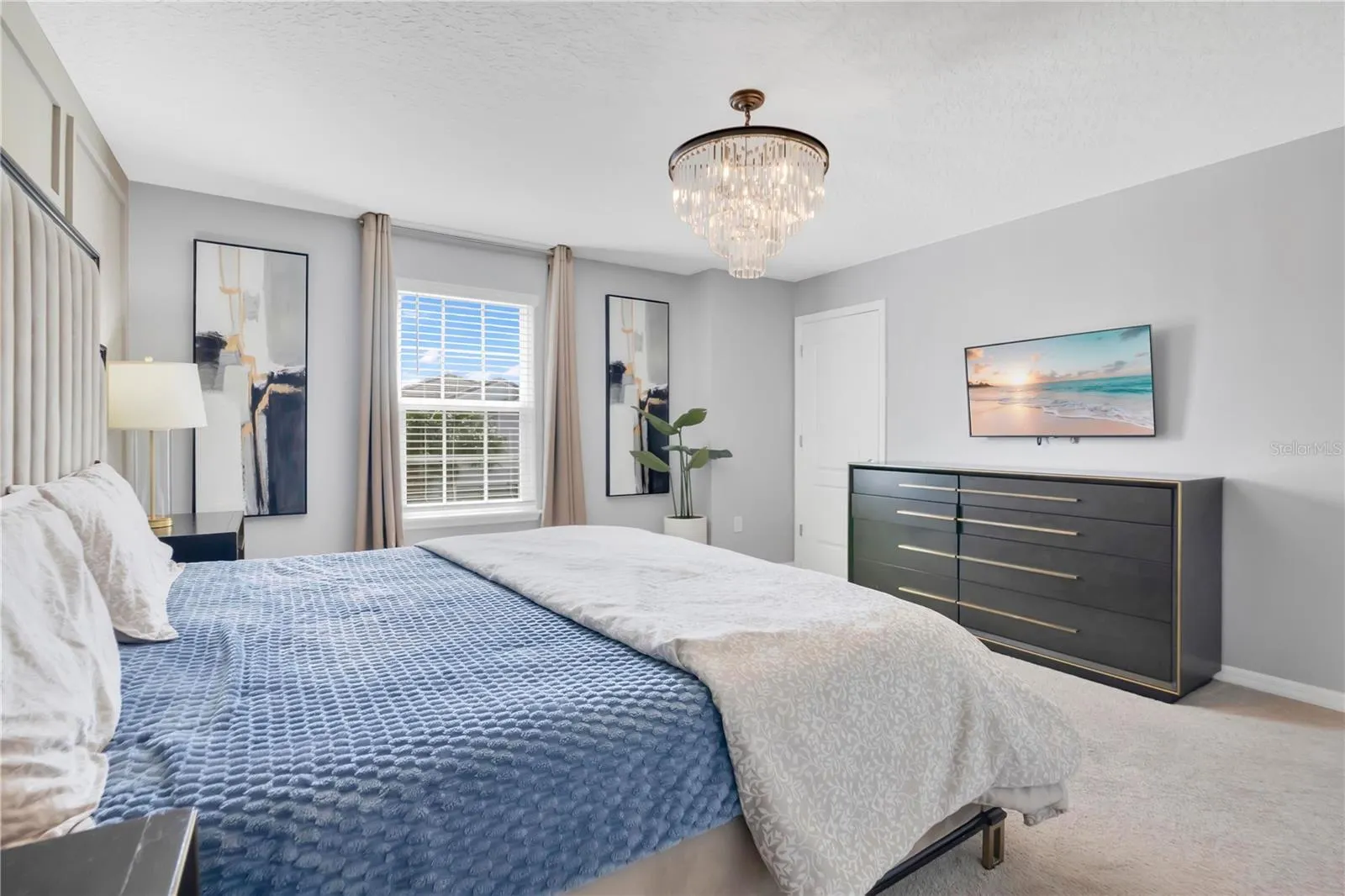 7400 OAKMOSS LOOP