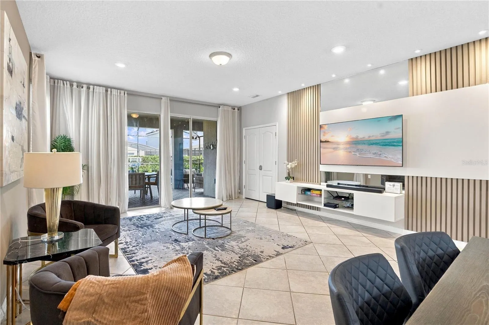 7400 OAKMOSS LOOP