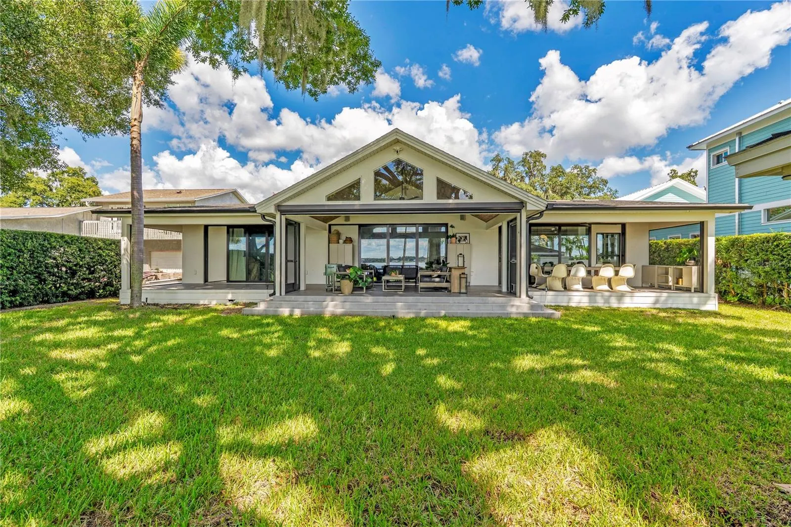 6922 SEMINOLE DR