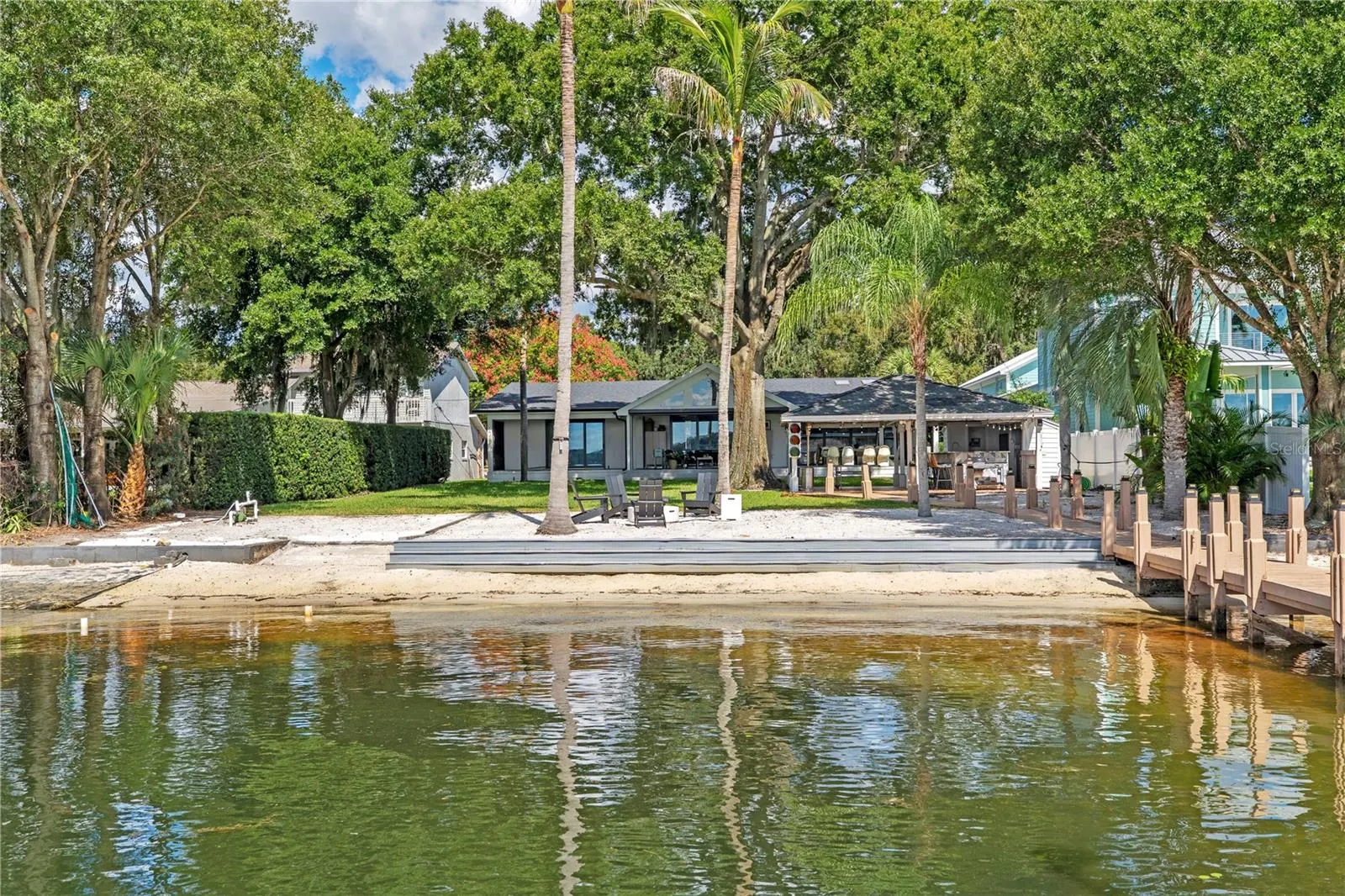 6922 SEMINOLE DR