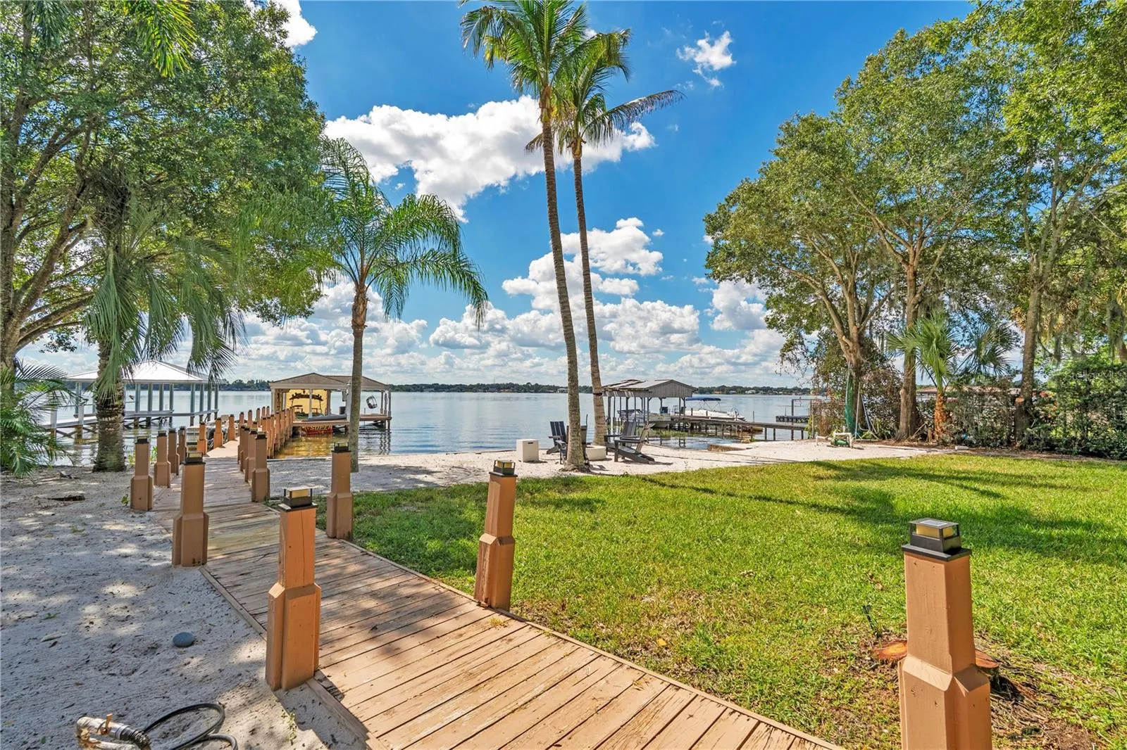 6922 SEMINOLE DR