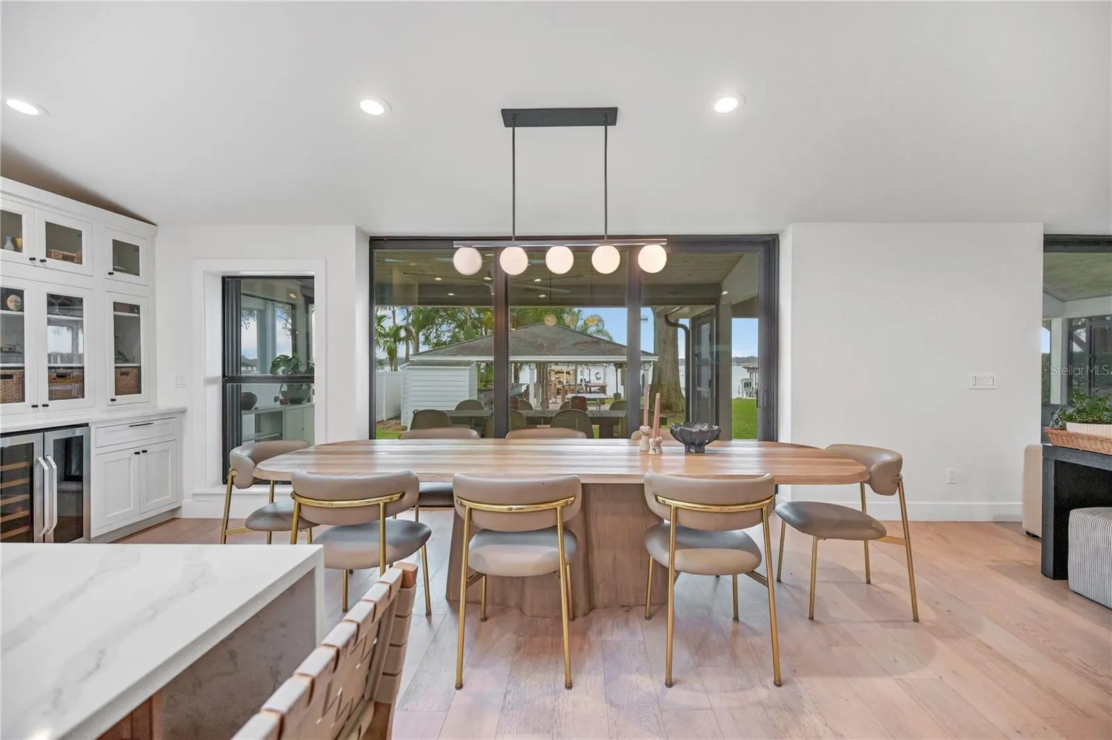 6922 SEMINOLE DR