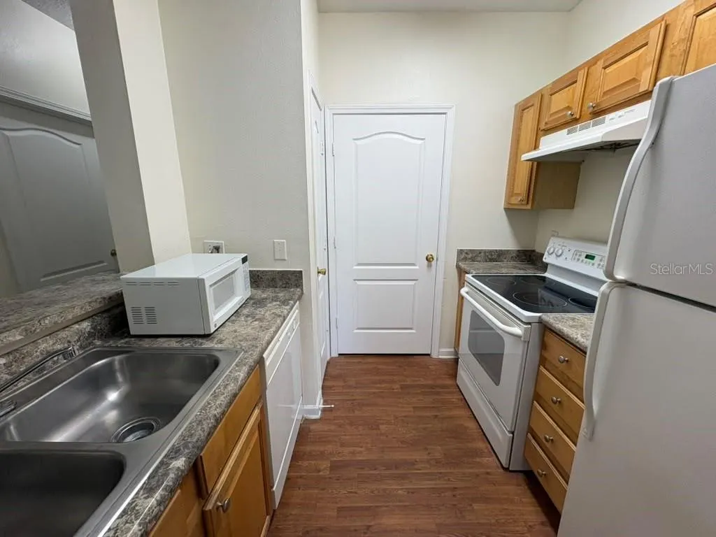 10519 VILLA VIEW CIR #10519 #10519