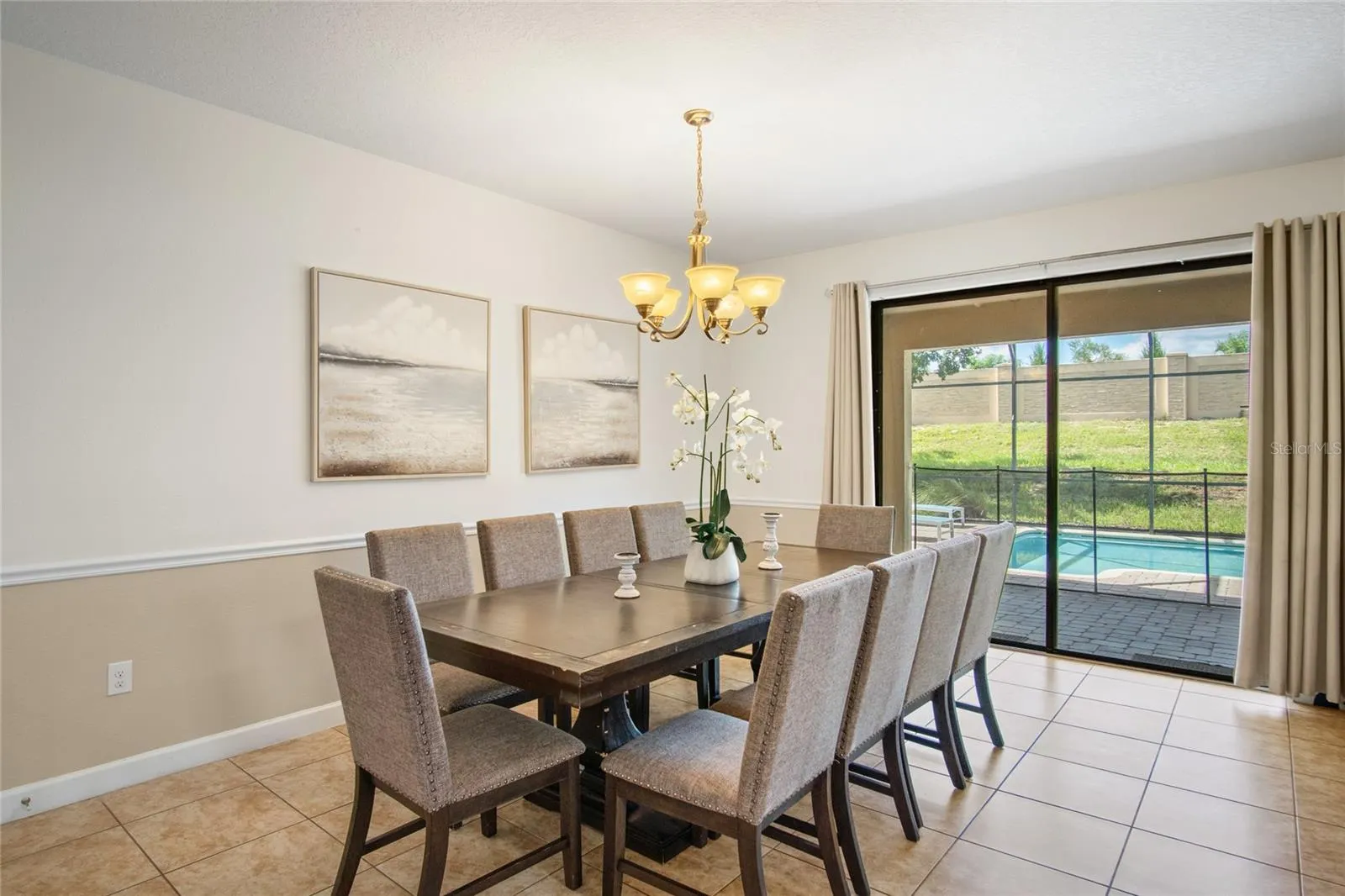 1464 MOON VALLEY DR