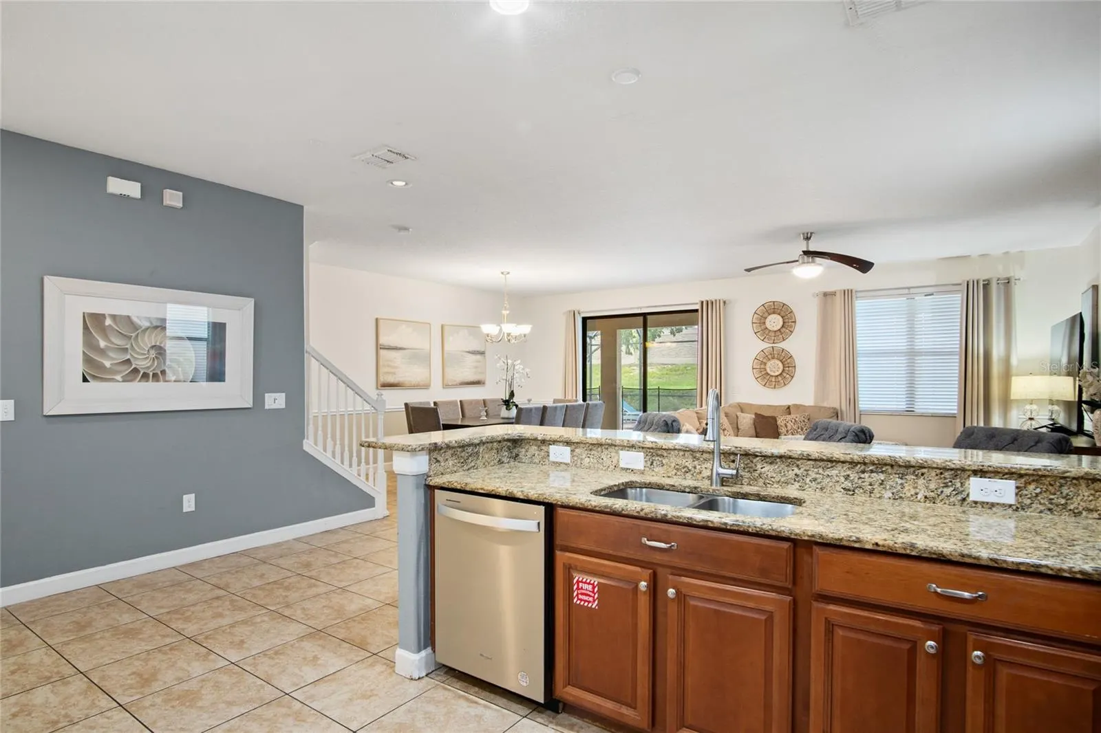 1464 MOON VALLEY DR