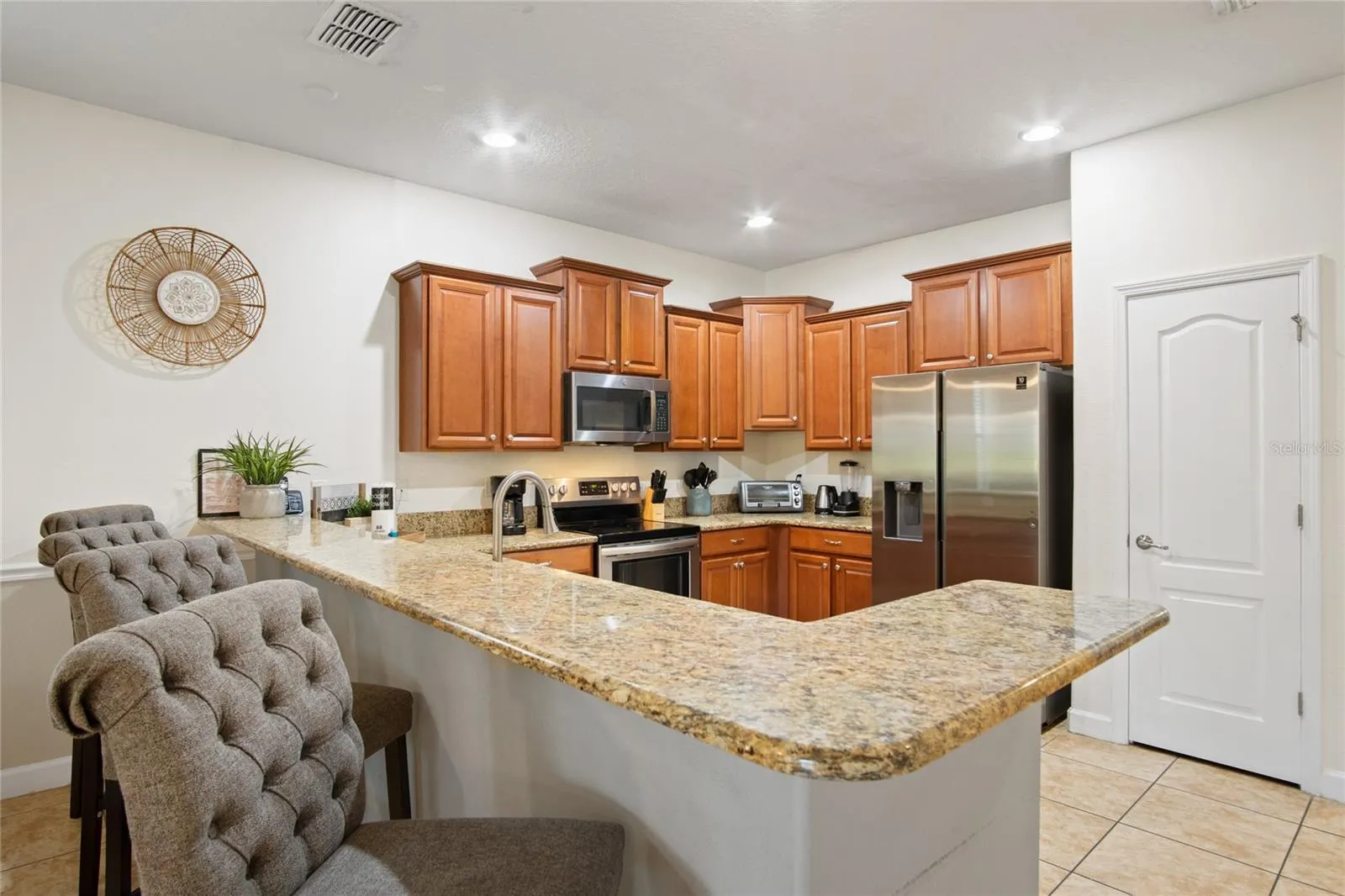 1464 MOON VALLEY DR