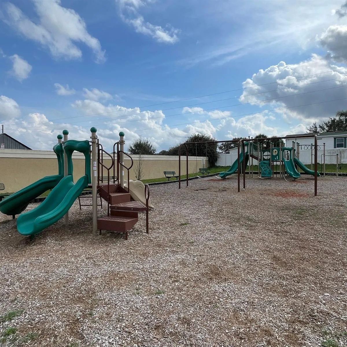 613 COCONUT PALM WAY