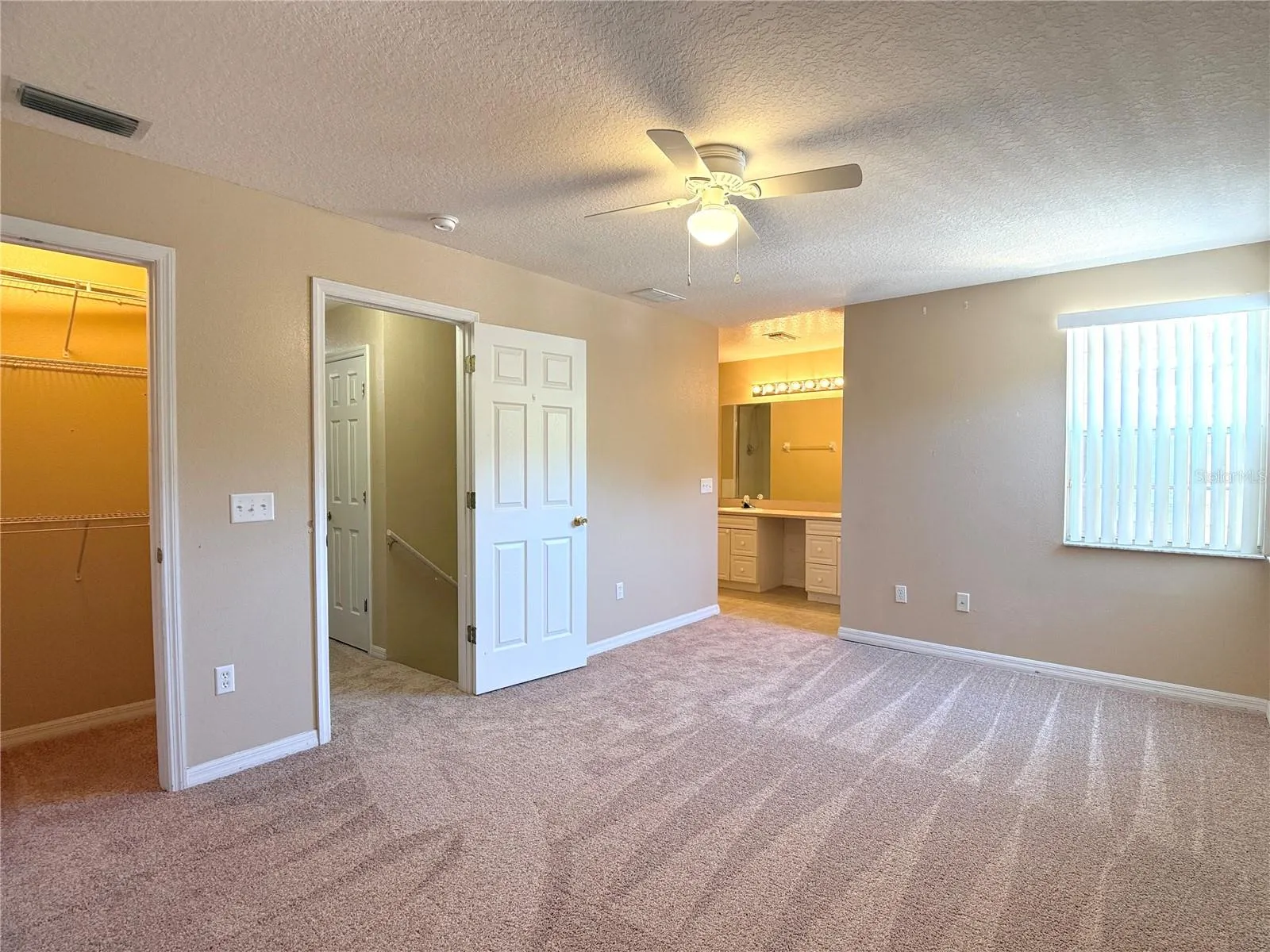 613 COCONUT PALM WAY