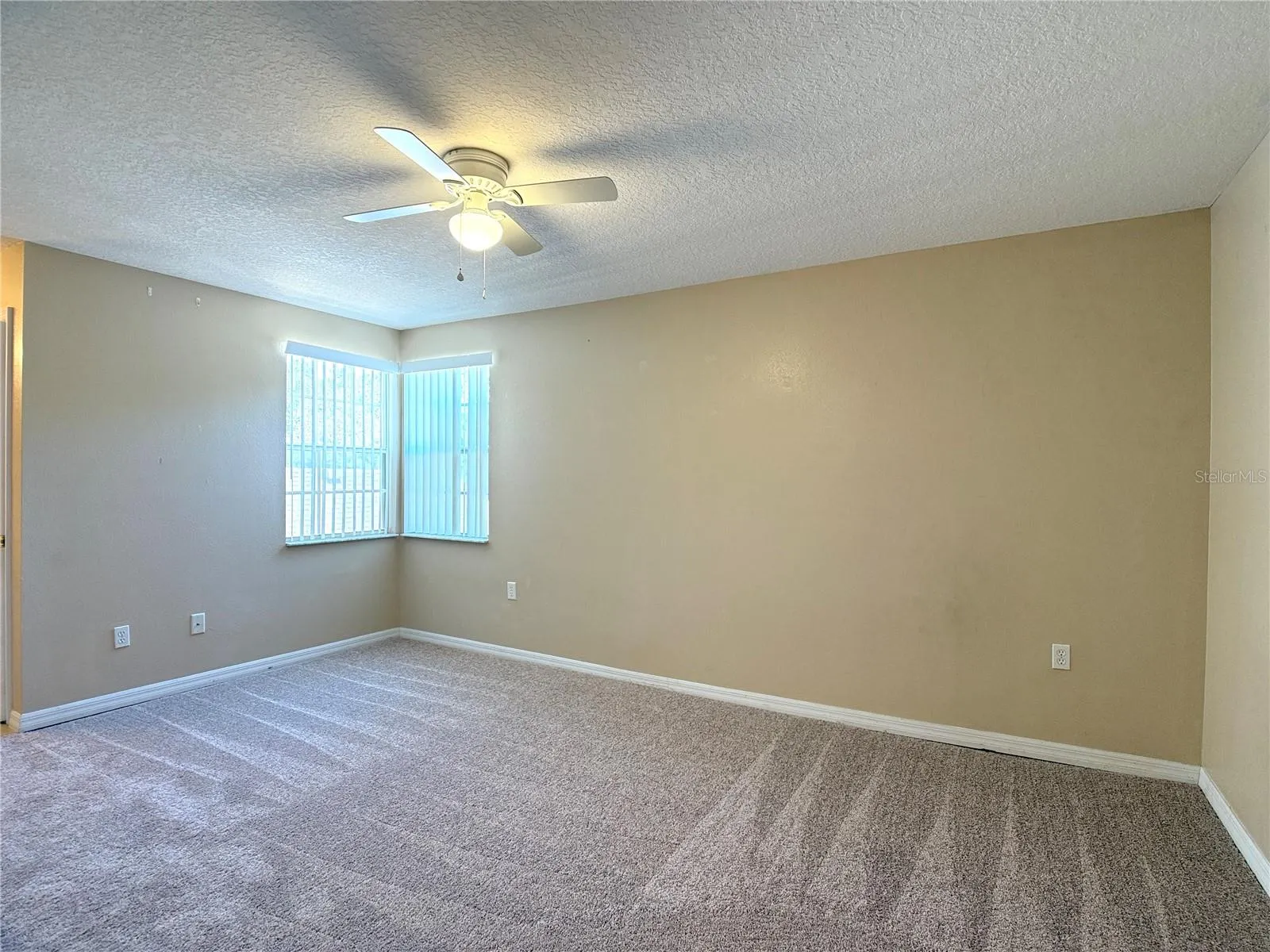 613 COCONUT PALM WAY