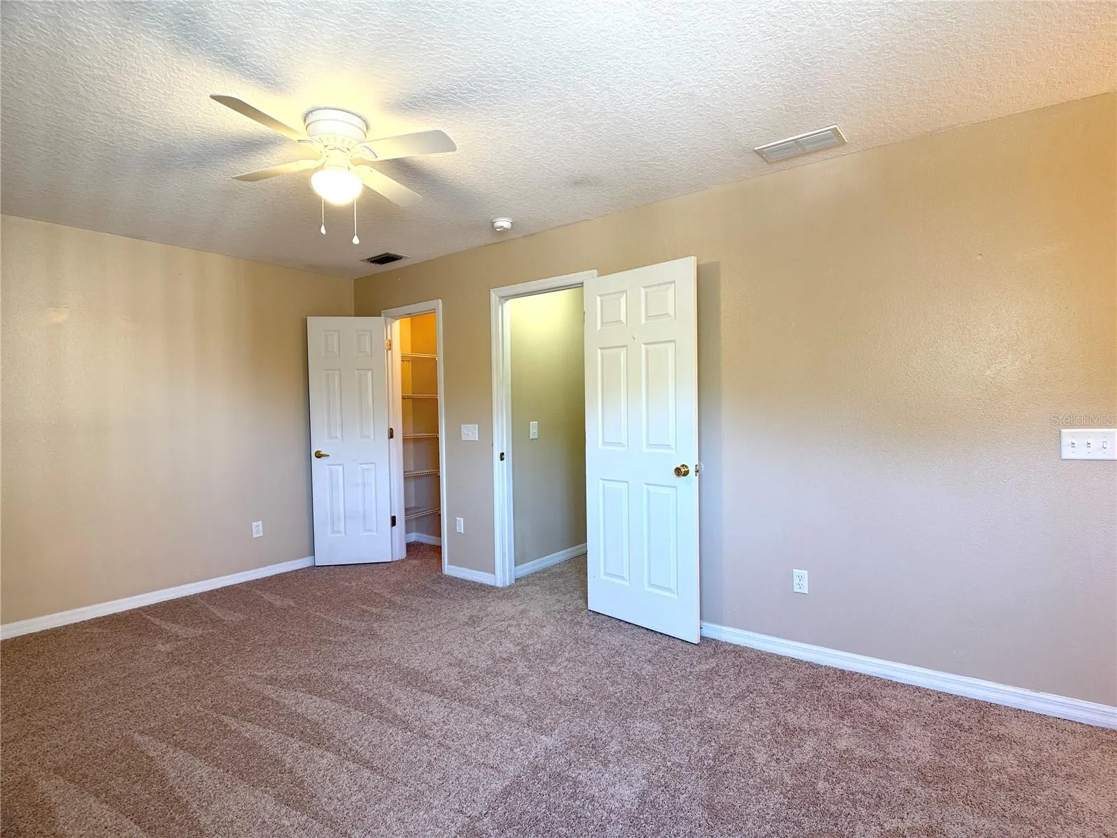 613 COCONUT PALM WAY