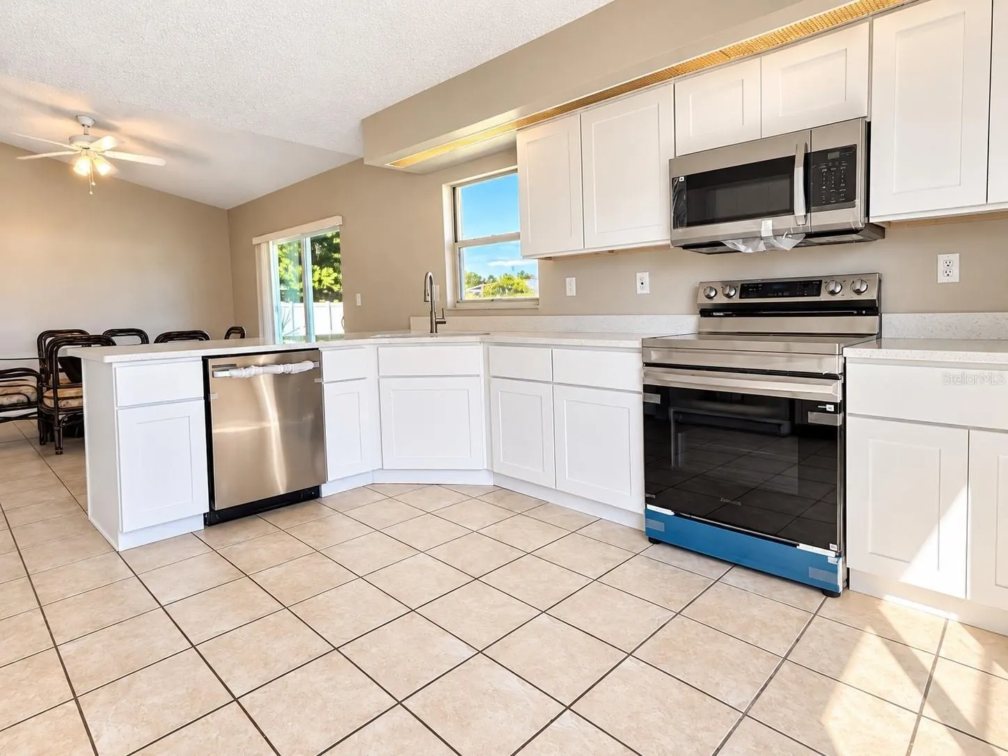 1451 KINGSTON WAY