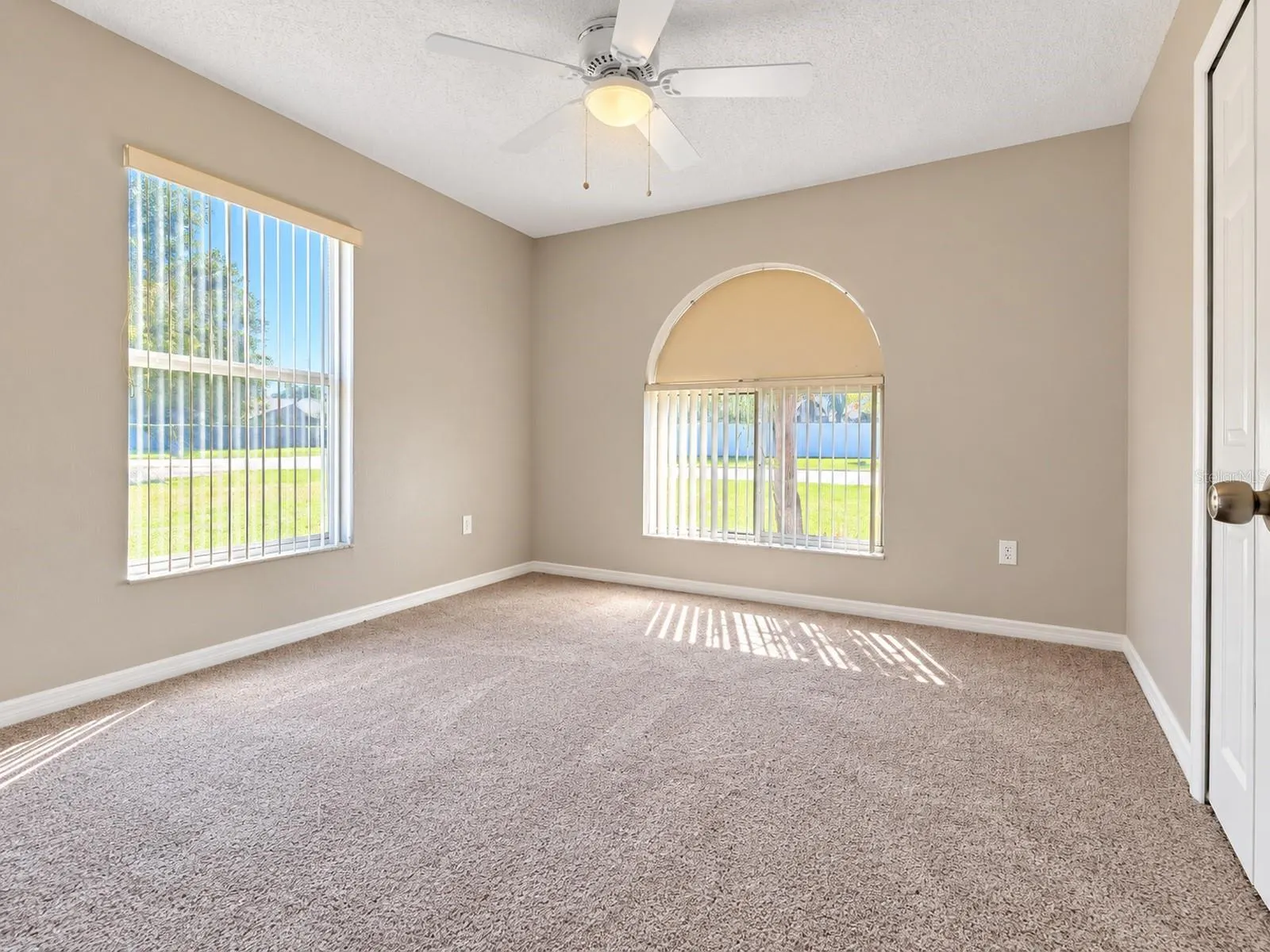 1451 KINGSTON WAY