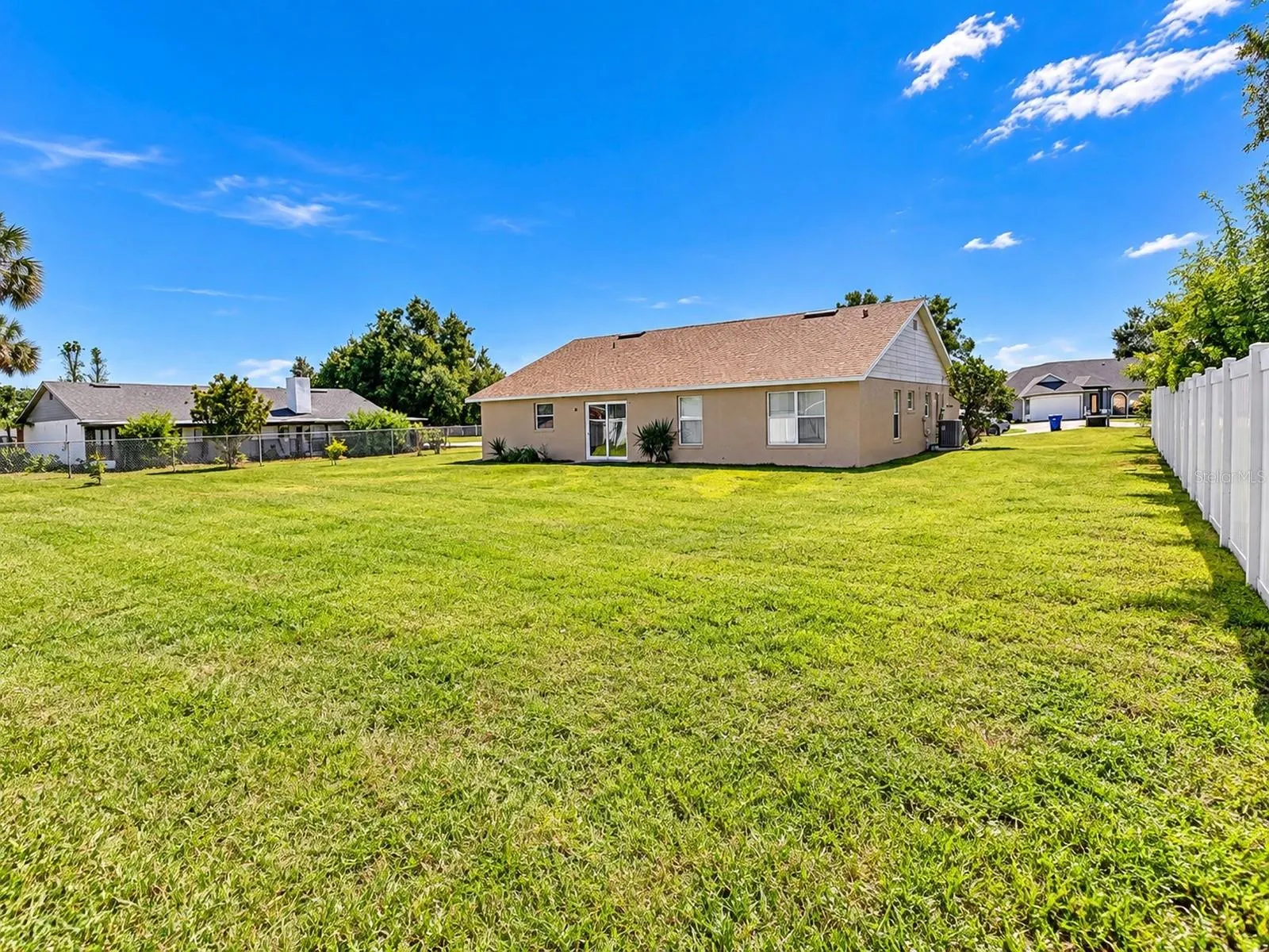 1451 KINGSTON WAY