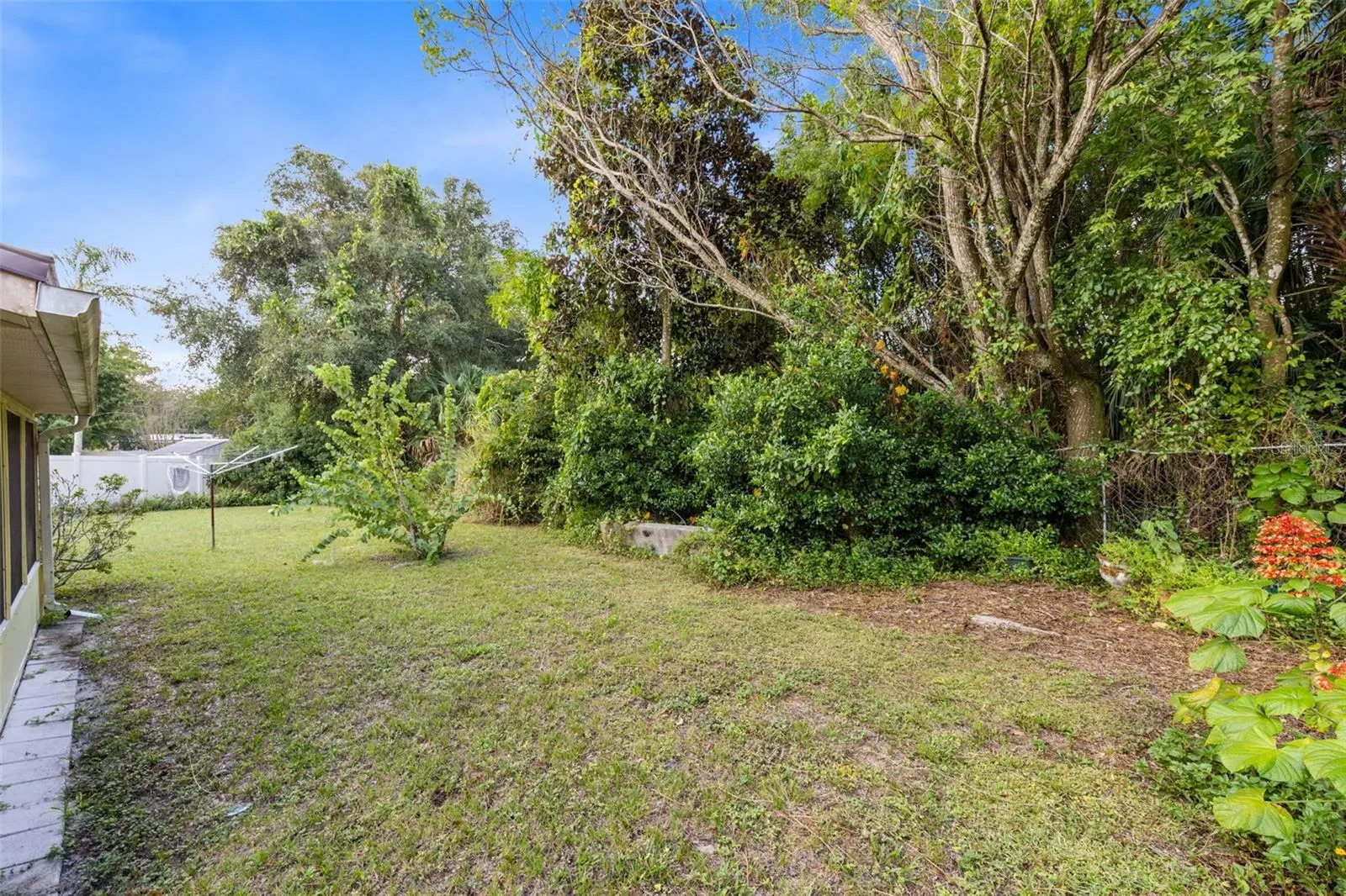 283 W CELERY CIR