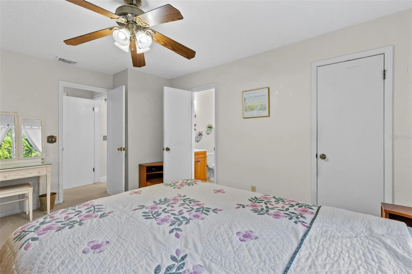 283 W CELERY CIR