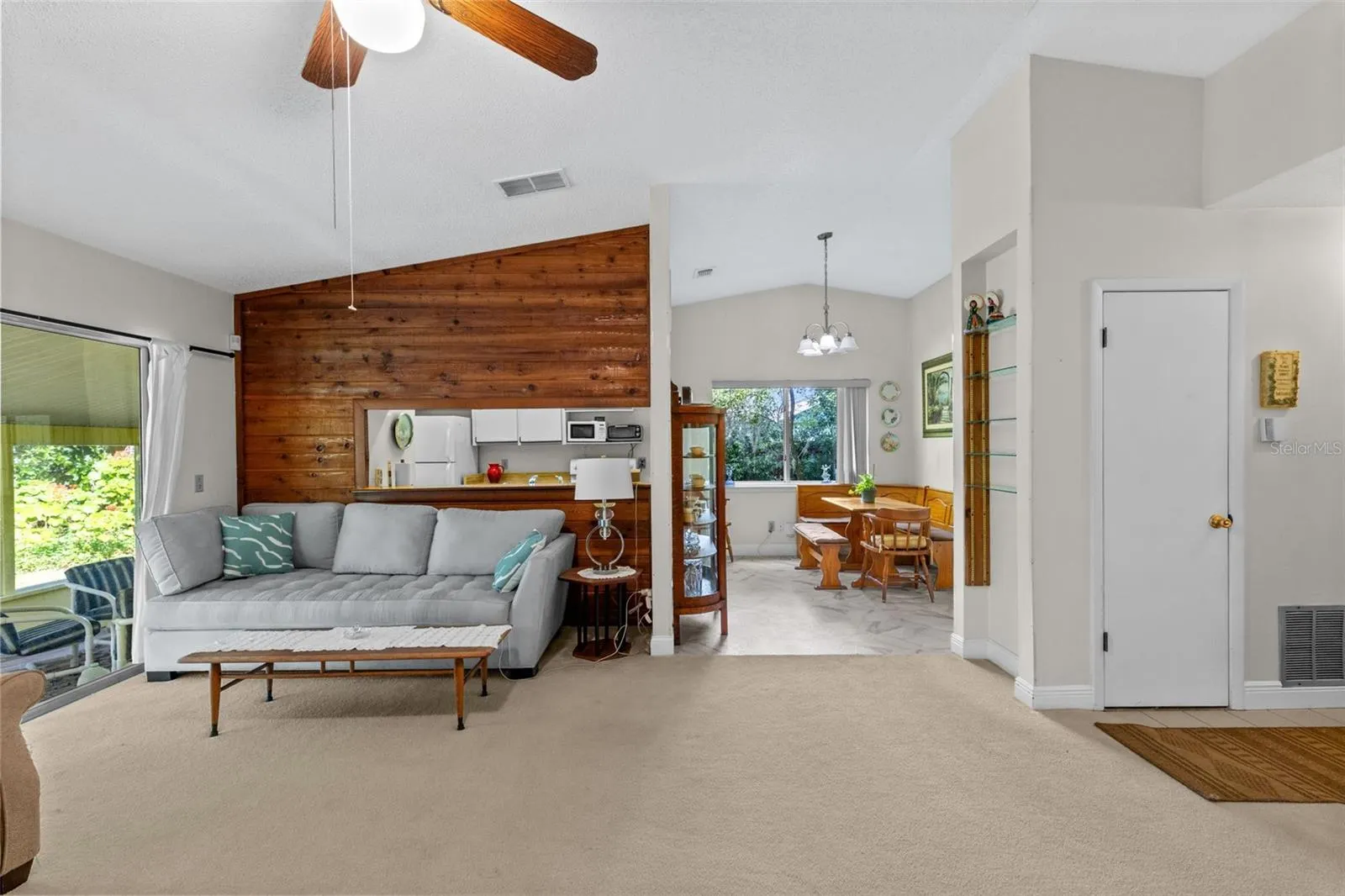 283 W CELERY CIR