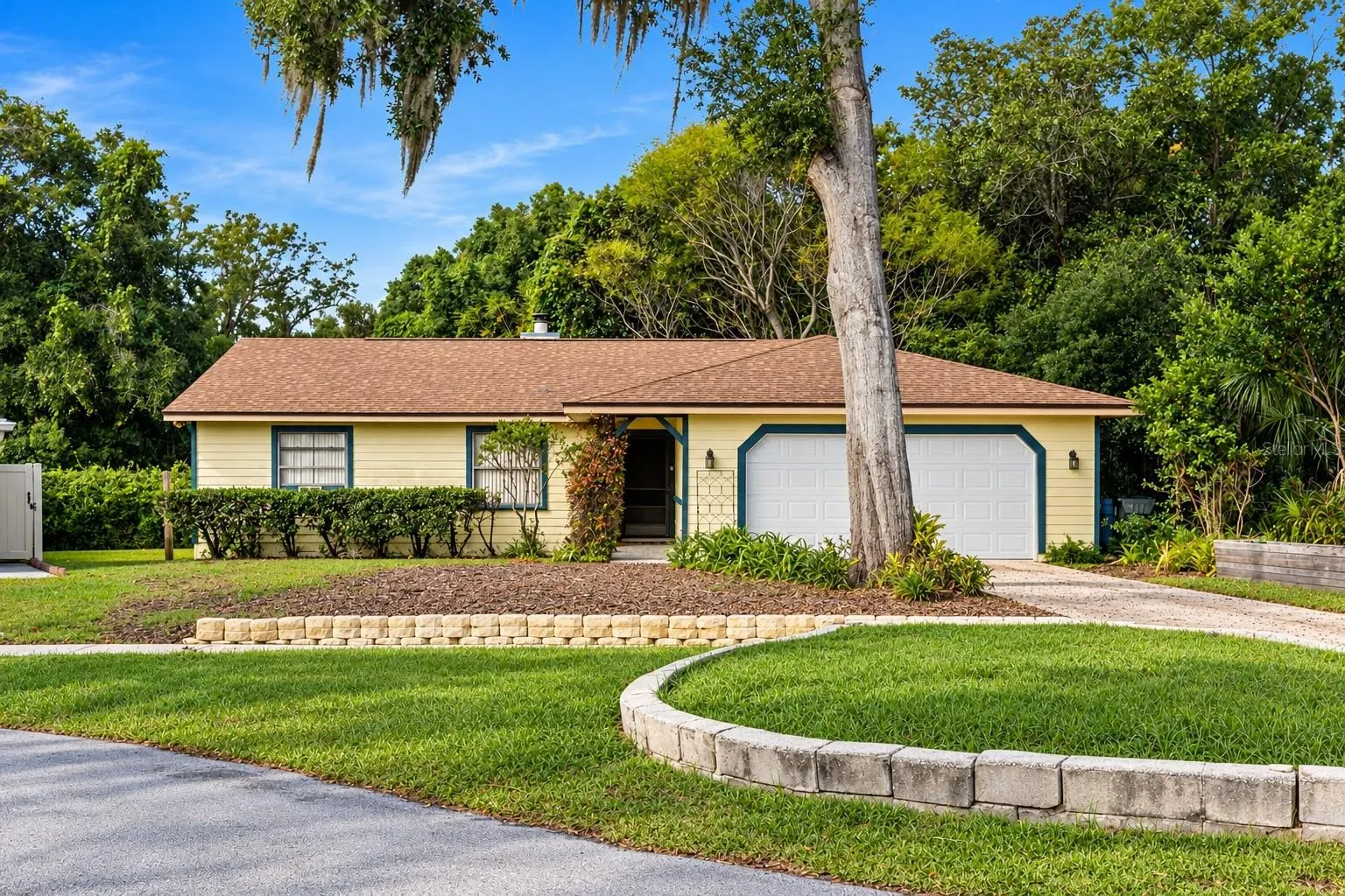 283 W CELERY CIR