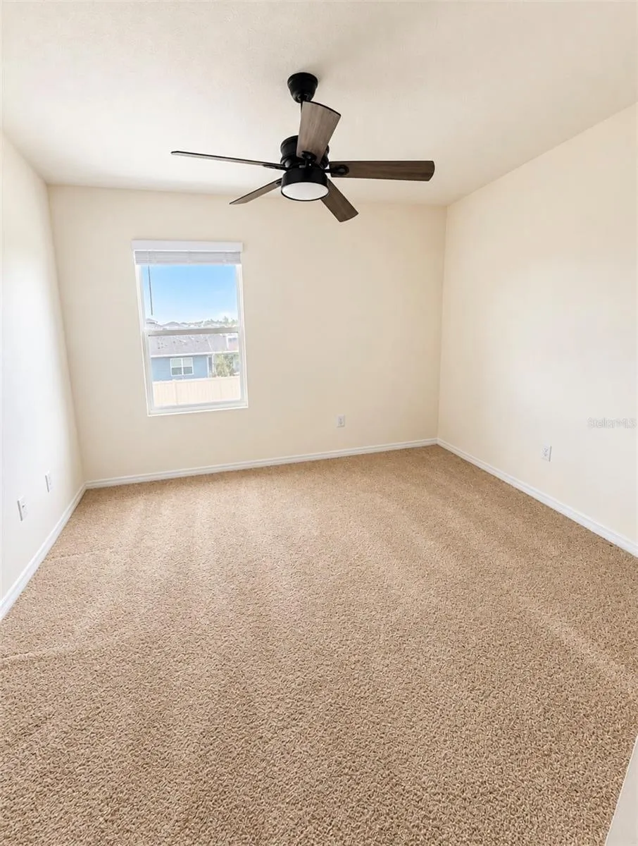 3660 SUNGROVE CIR