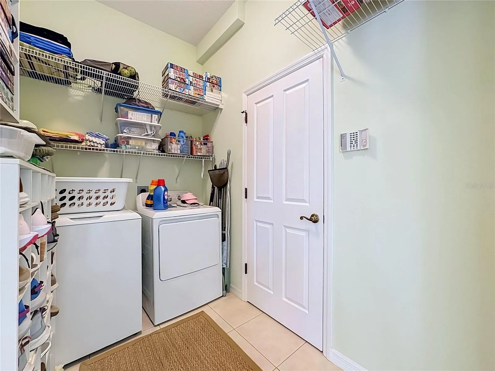2231 LAKEWOOD TER