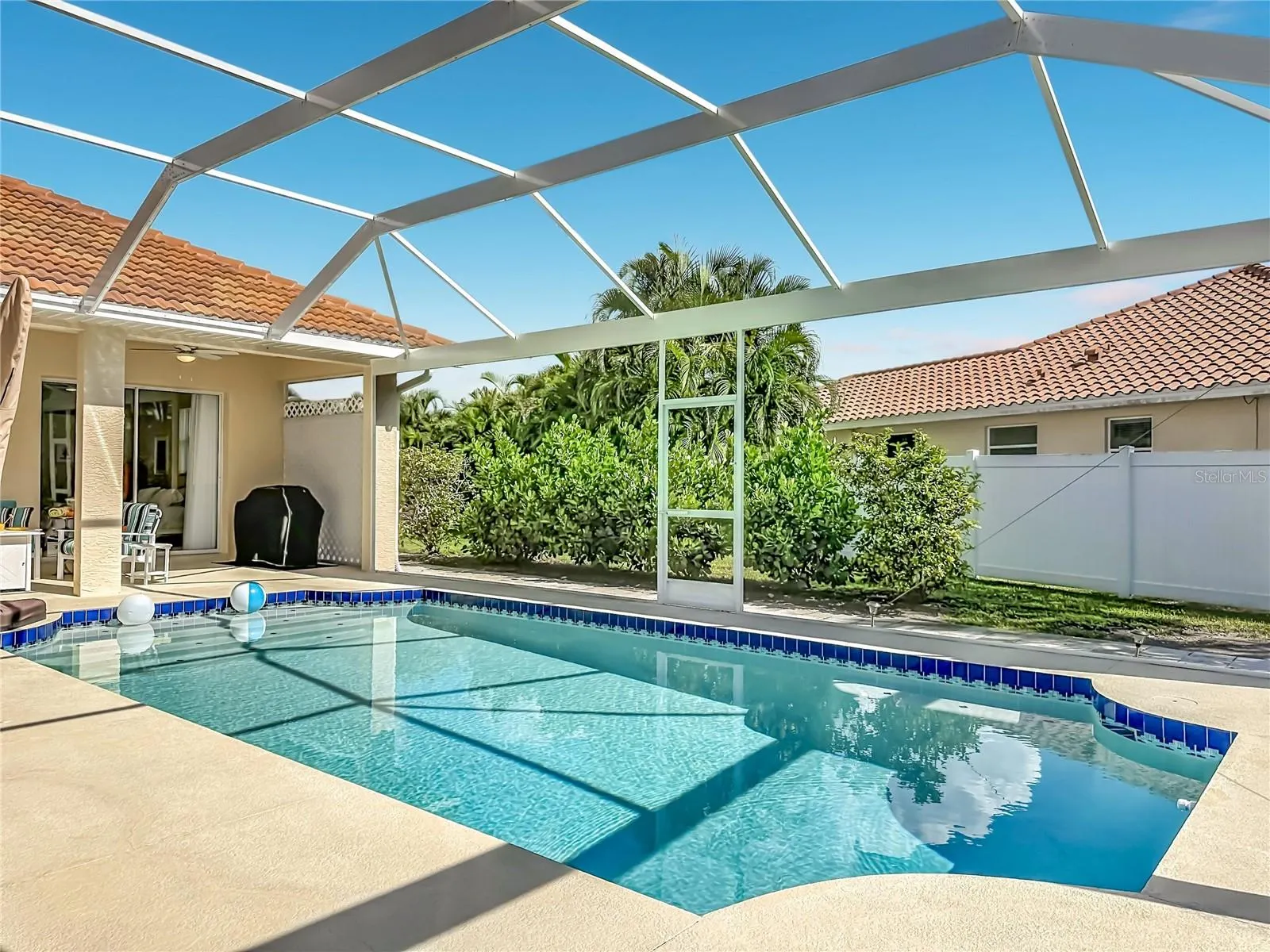 2231 LAKEWOOD TER