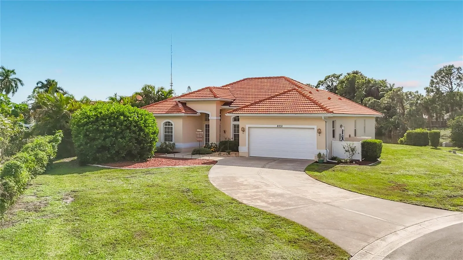 2231 LAKEWOOD TER