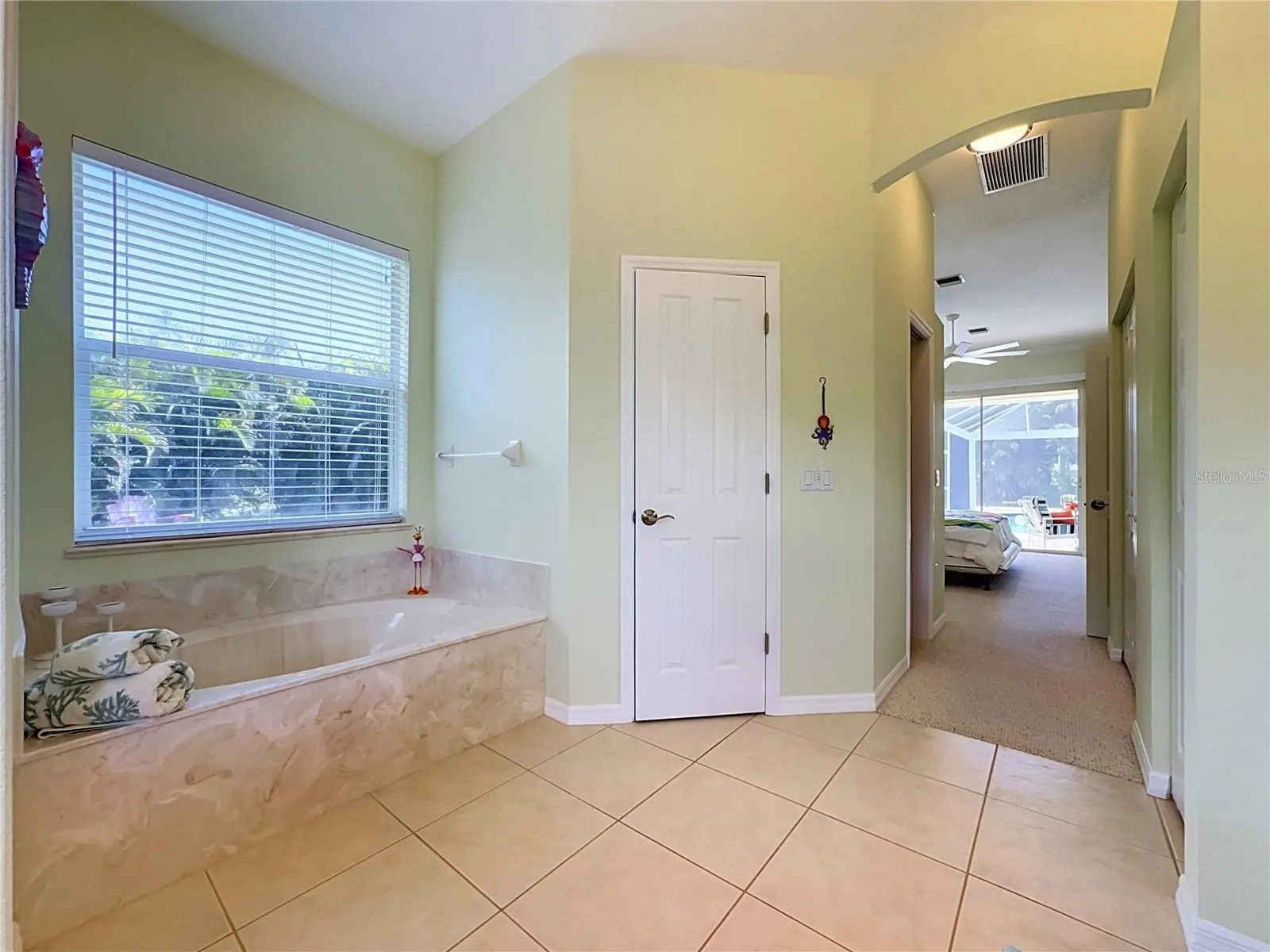 2231 LAKEWOOD TER