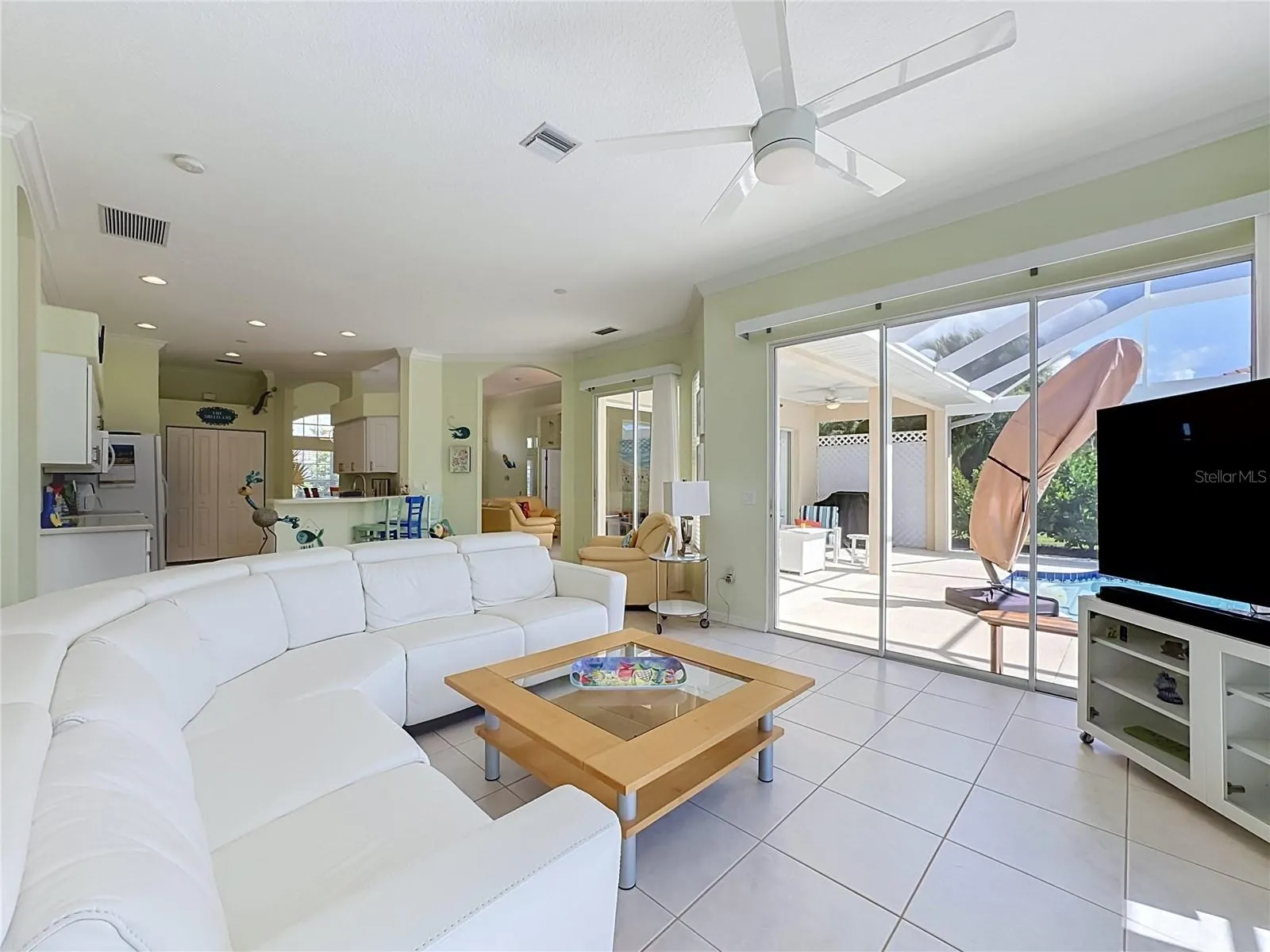 2231 LAKEWOOD TER