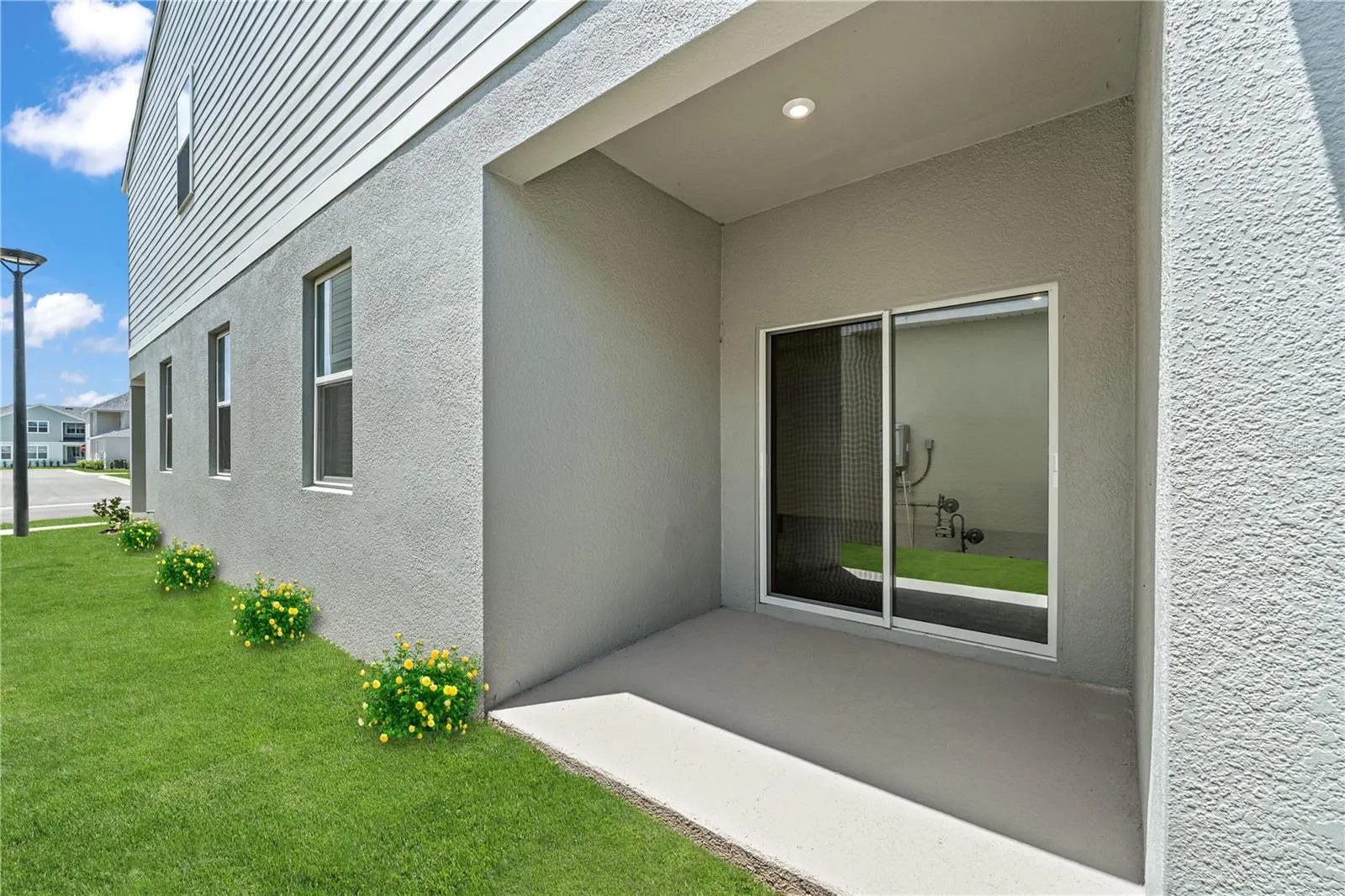 1837 HORSETAIL DR