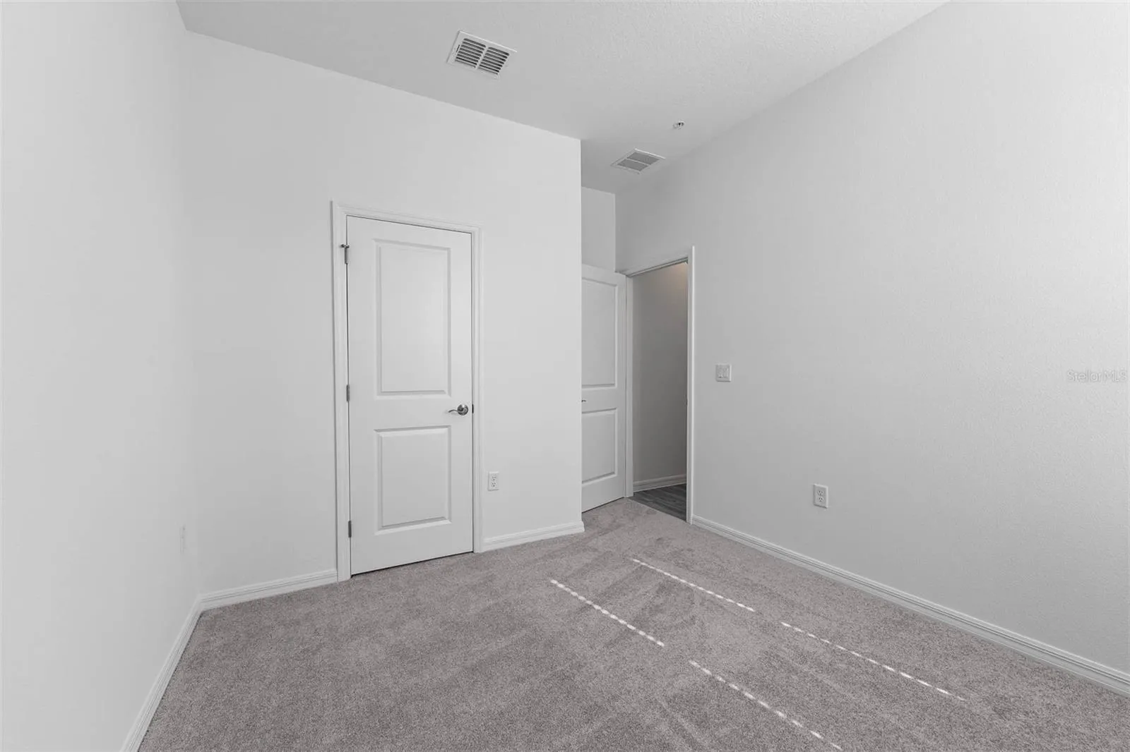 1837 HORSETAIL DR