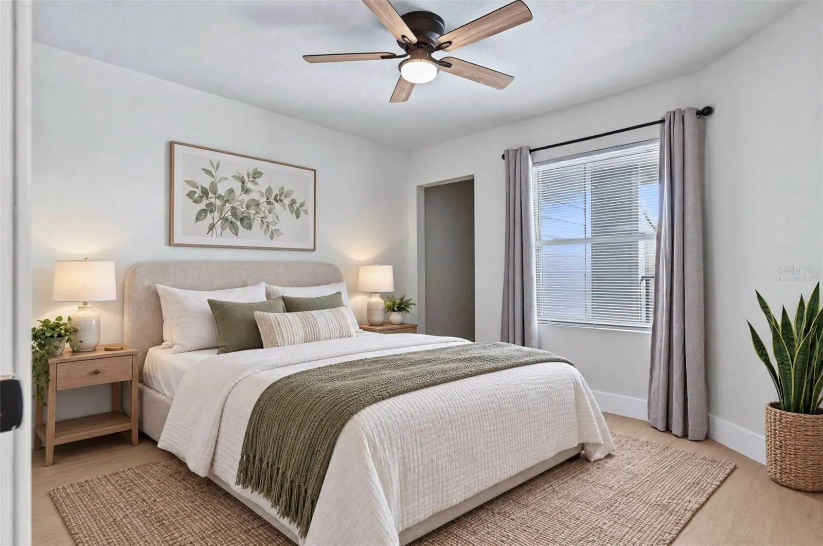 3024 PARKWAY BLVD #304 #304
