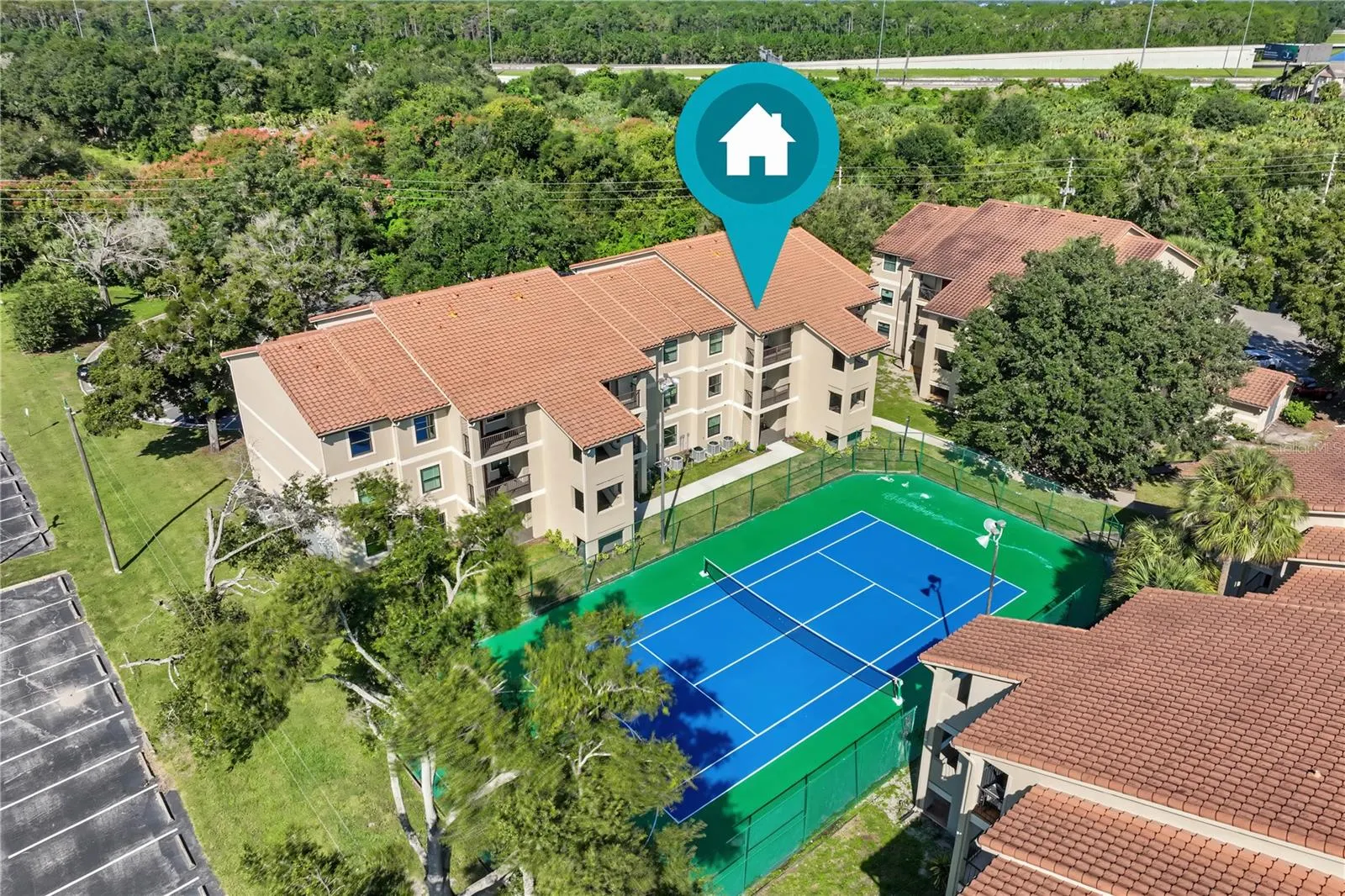 3024 PARKWAY BLVD #304 #304