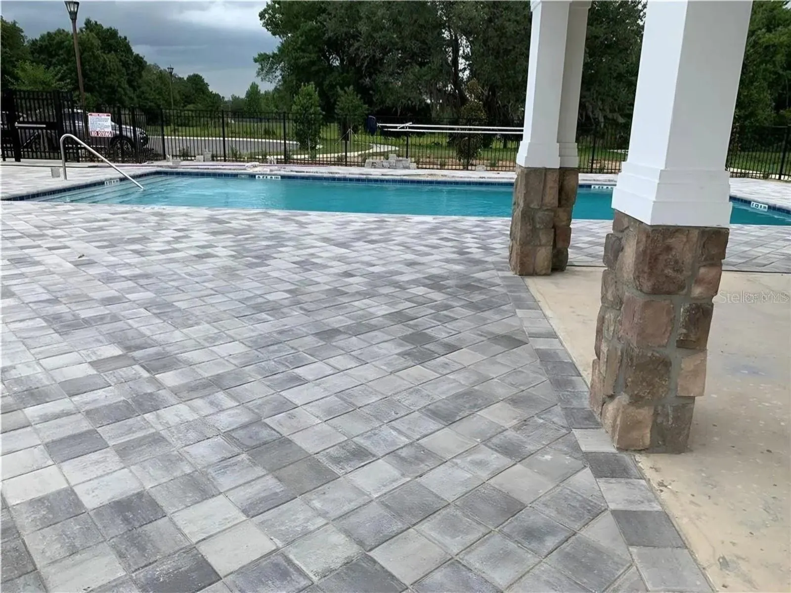 4404 SUMMER FLOWERS PL