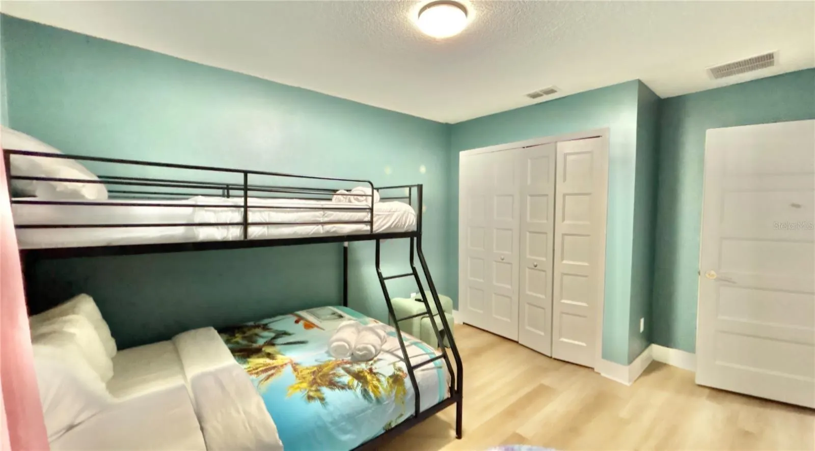 4404 SUMMER FLOWERS PL