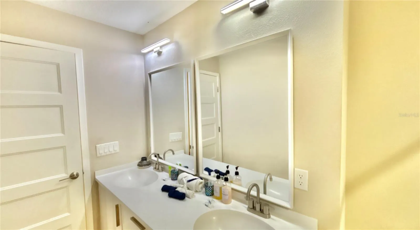4404 SUMMER FLOWERS PL