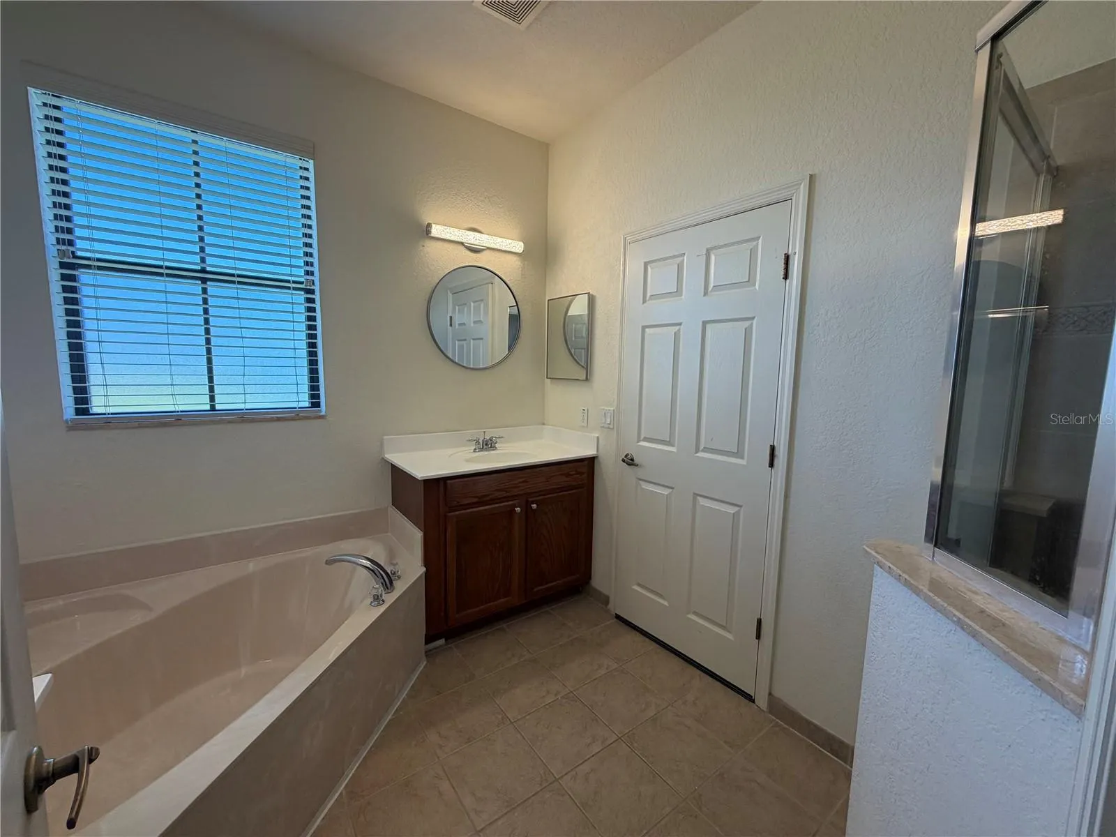 3402 ALLEGRA CIR