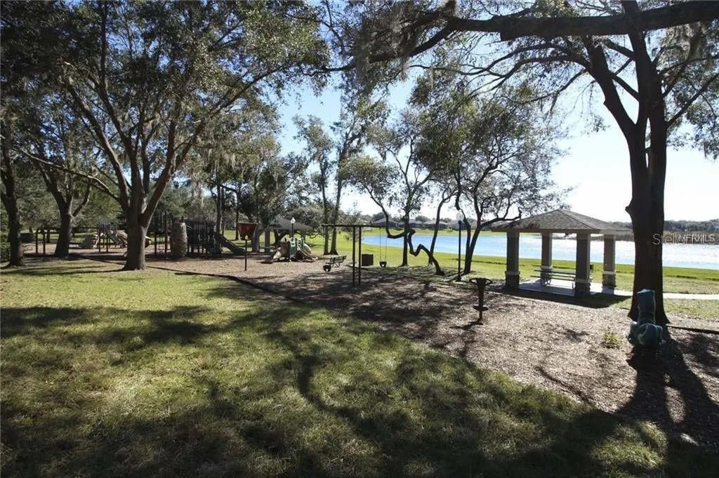 1226 KERSFIELD CIR